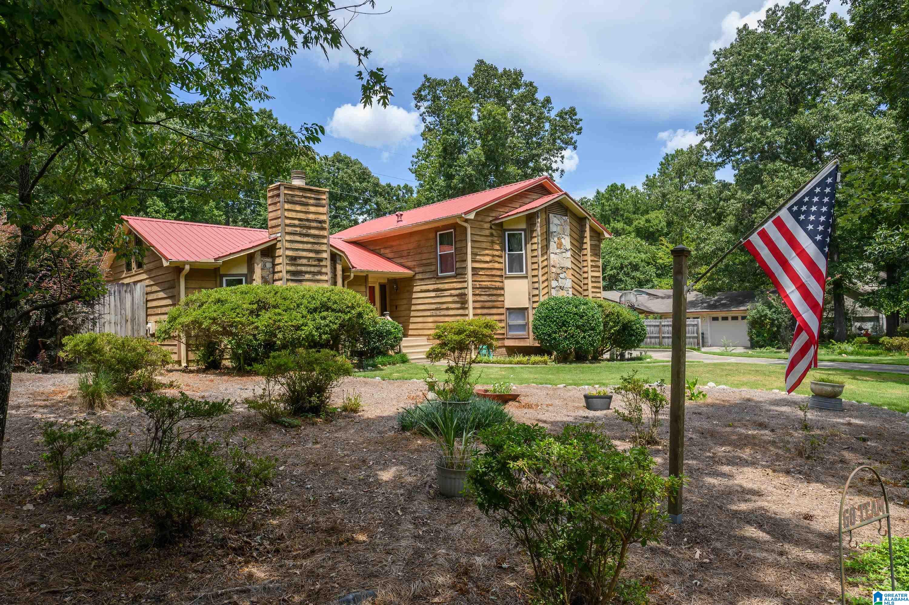 Photo 2 of Single family home for sale at 2340 Dalton Dr, Pelham, AL 35124 | MLS# 21463761 | Listing updated on 2026-09-24
