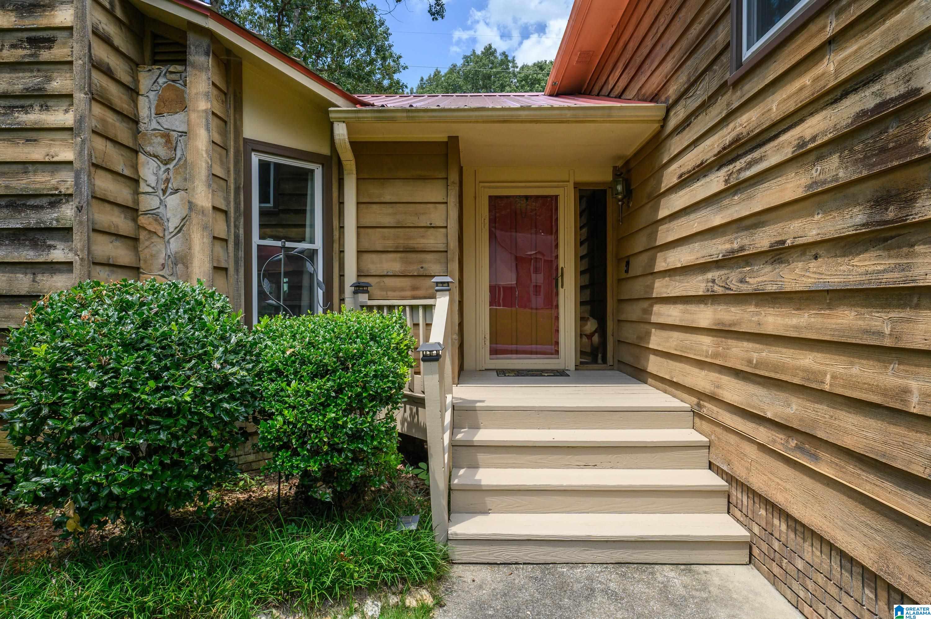 Photo 4 of Single family home for sale at 2340 Dalton Dr, Pelham, AL 35124 | MLS# 21463761 | Listing updated on 2026-09-24