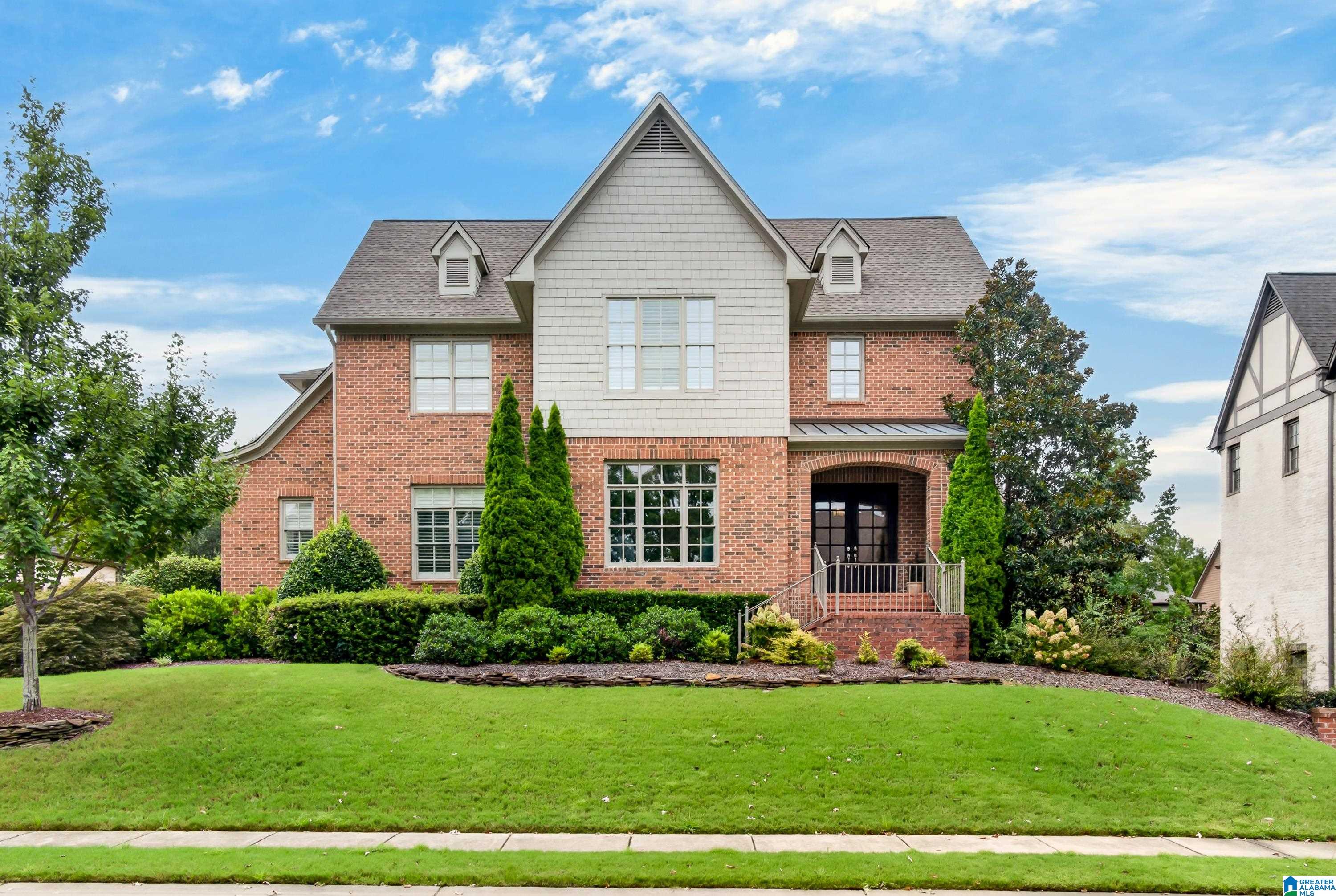 Photo 1 of Single family home for sale at 4413 Boulder Lake Cir, Vestavia, AL 35242 | MLS# 21463762 | Listing updated on 2026-09-14