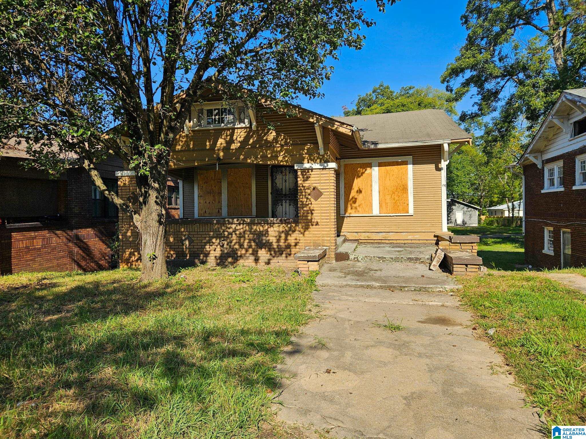 Photo 2 of Single family home for sale at 8104 2nd Avenue S, Birmingham, AL 35206 | MLS# 21463765 | Listing updated on 2026-09-02
