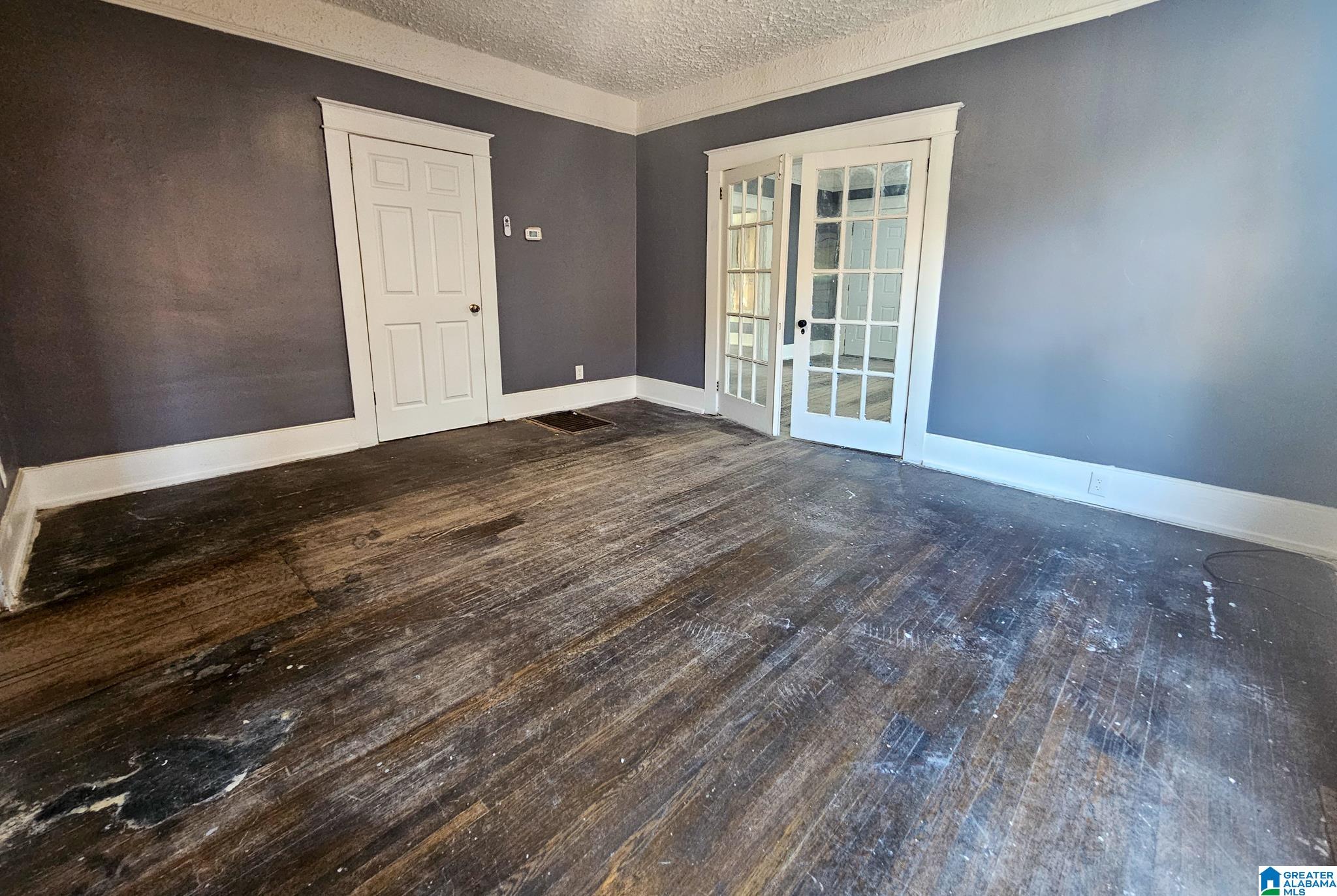 Photo 4 of Single family home for sale at 8104 2nd Avenue S, Birmingham, AL 35206 | MLS# 21463765 | Listing updated on 2026-09-02