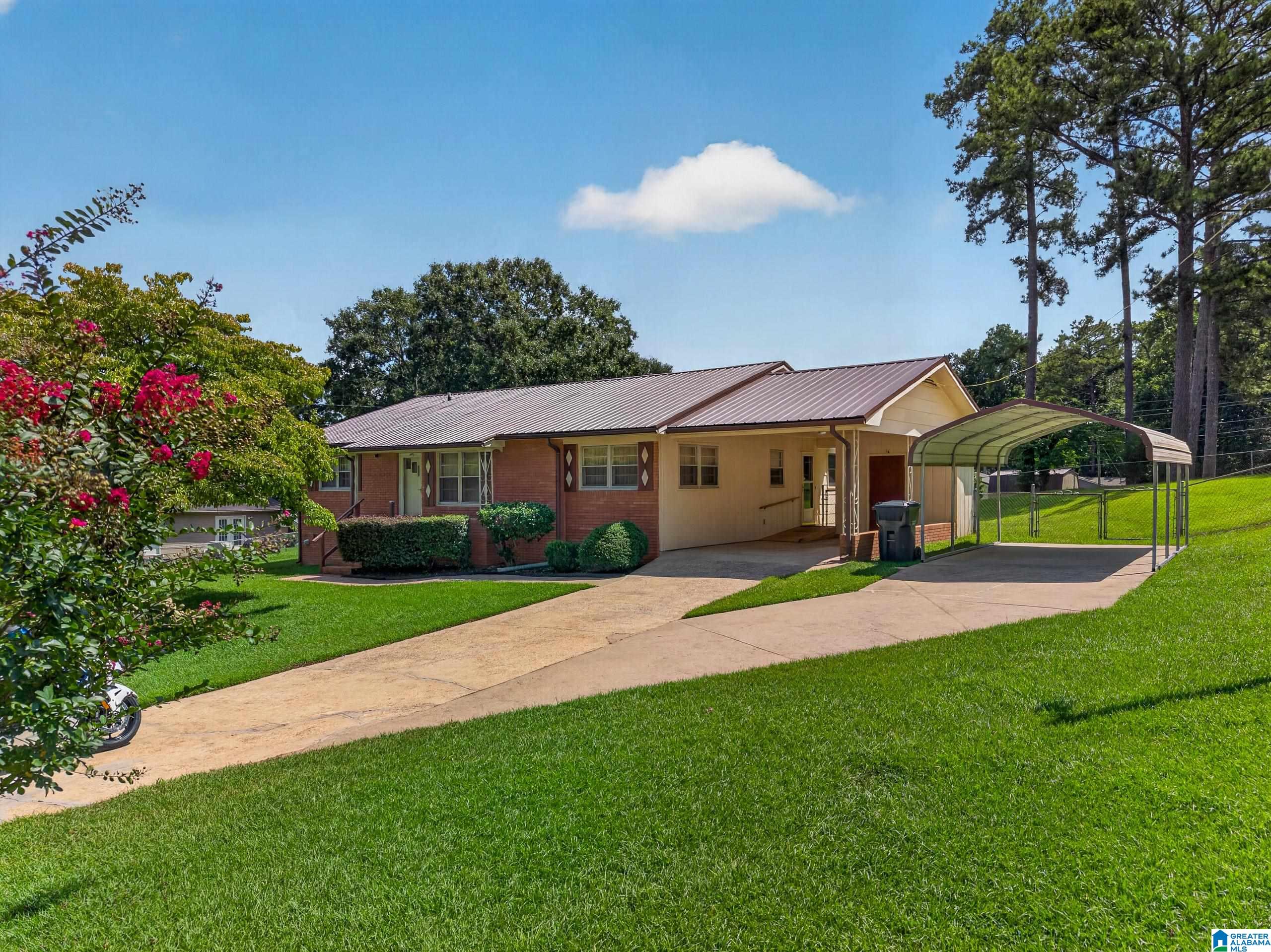 Single family home for sale at 622 Sanders Hl Dr, WEAVER, AL 36277 | MLS# 21463779