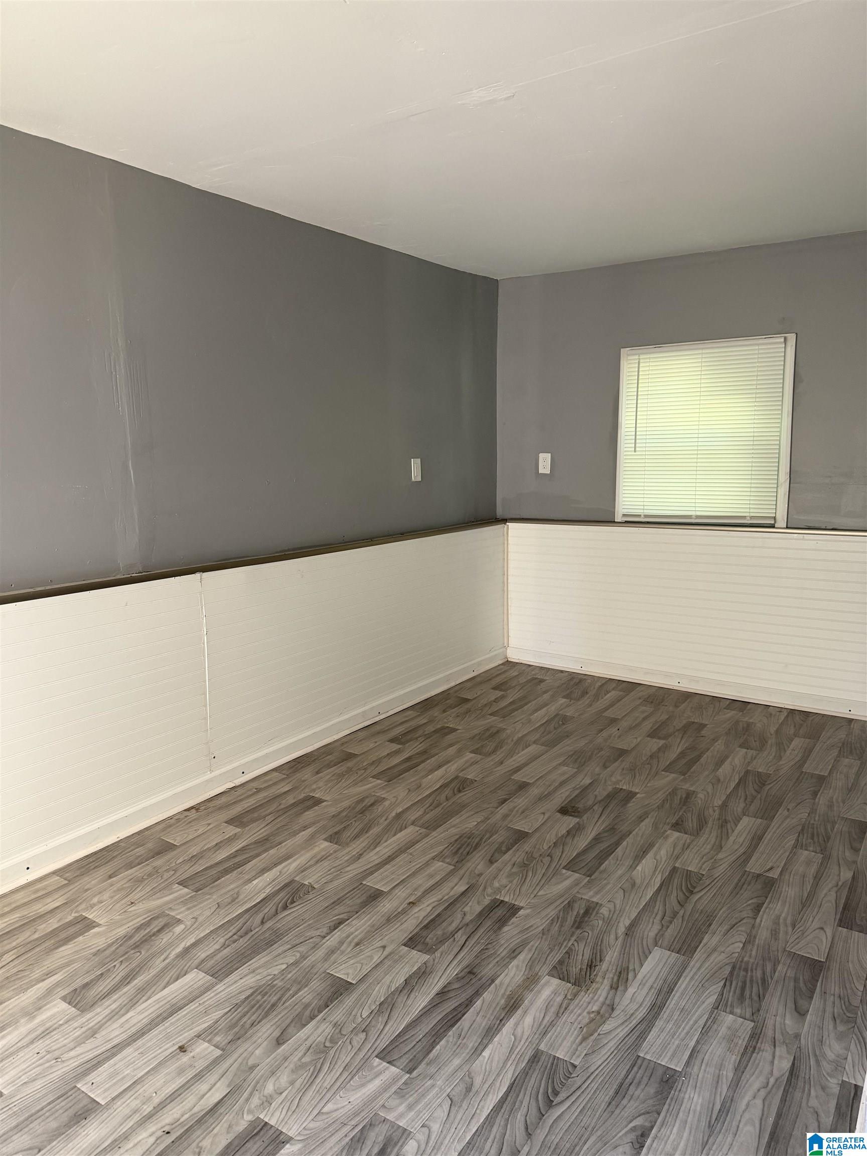 Photo 3 of Sale Pending at 3016 33rd Court N, Birmingham, AL 35207 | MLS# 21463788 | Listing updated on 2026-09-17
