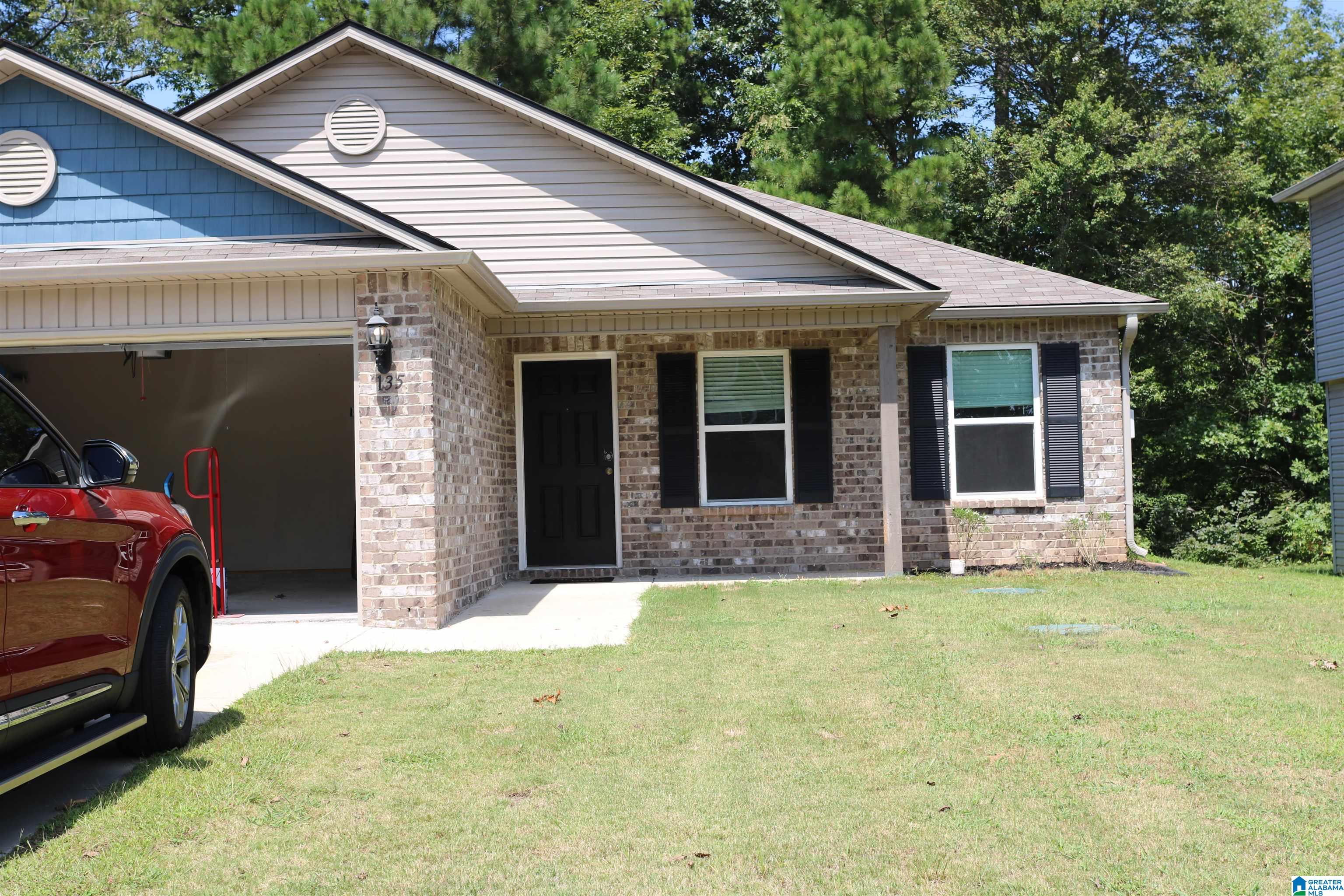 Photo 3 of Single family home for sale at 135 Ross Dr, Odenville, AL 35120 | MLS# 21463811 | Listing updated on 2026-09-02