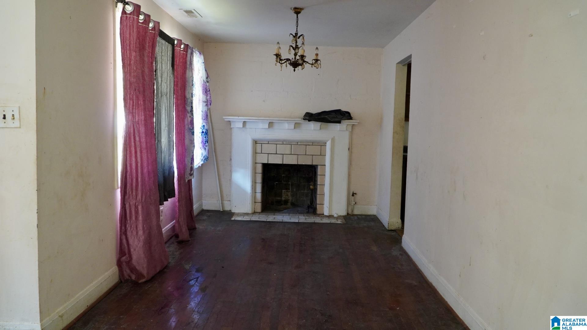 Photo 3 of Single family home for sale at 8133 10th Avenue S, Birmingham, AL 35206 | MLS# 21463814 | Listing updated on 2026-09-02
