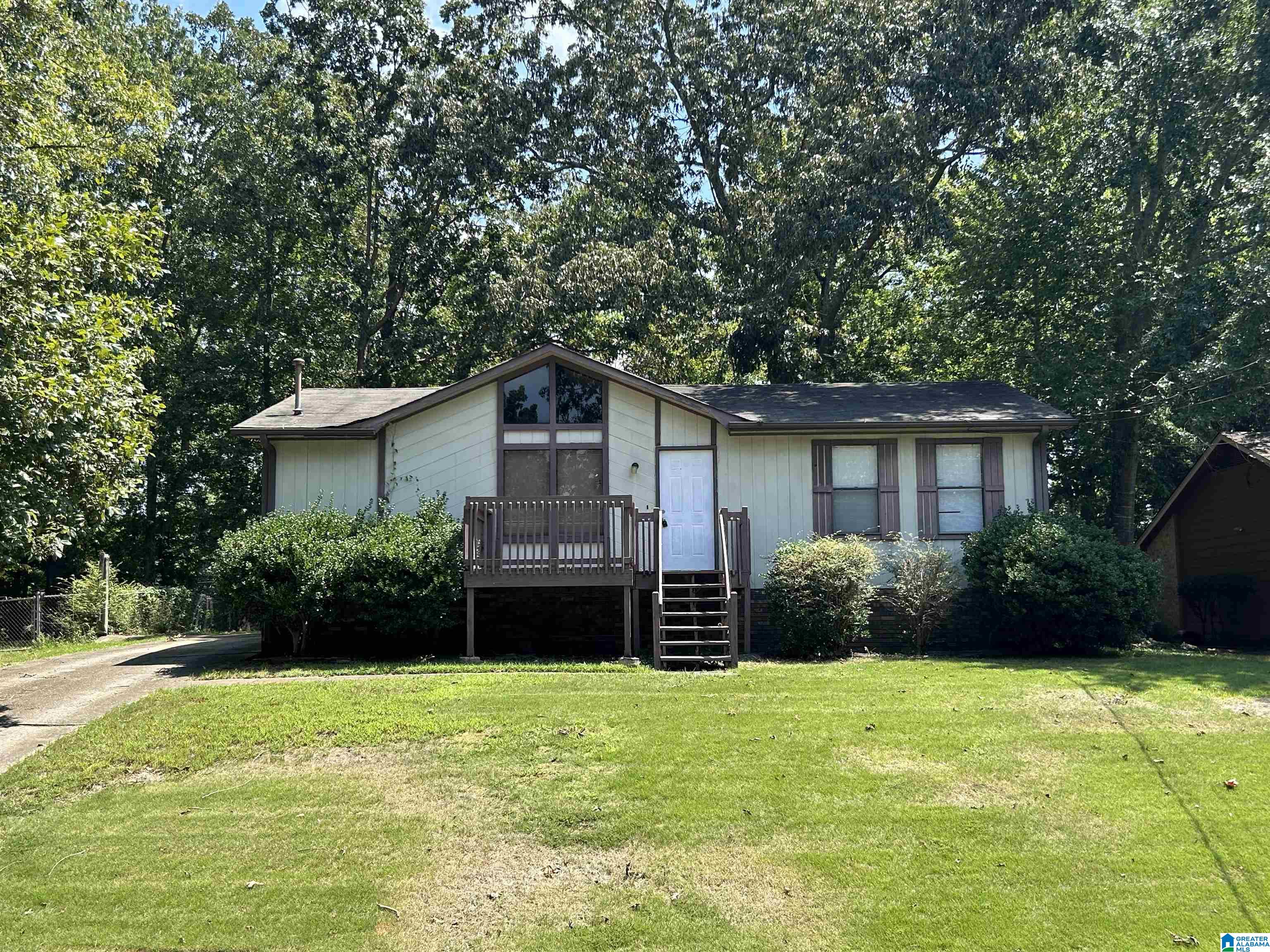 Photo 1 of Single family home for sale at 3046 Apple Valley Ln, Birmingham, AL 35215 | MLS# 21463821 | Listing updated on 2026-09-02