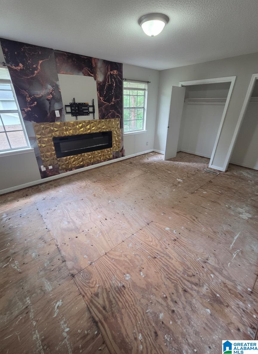 Photo 3 of Single family home for sale at 3005 Worthington Pl, Birmingham, AL 35215 | MLS# 21463826 | Listing updated on 2026-09-02