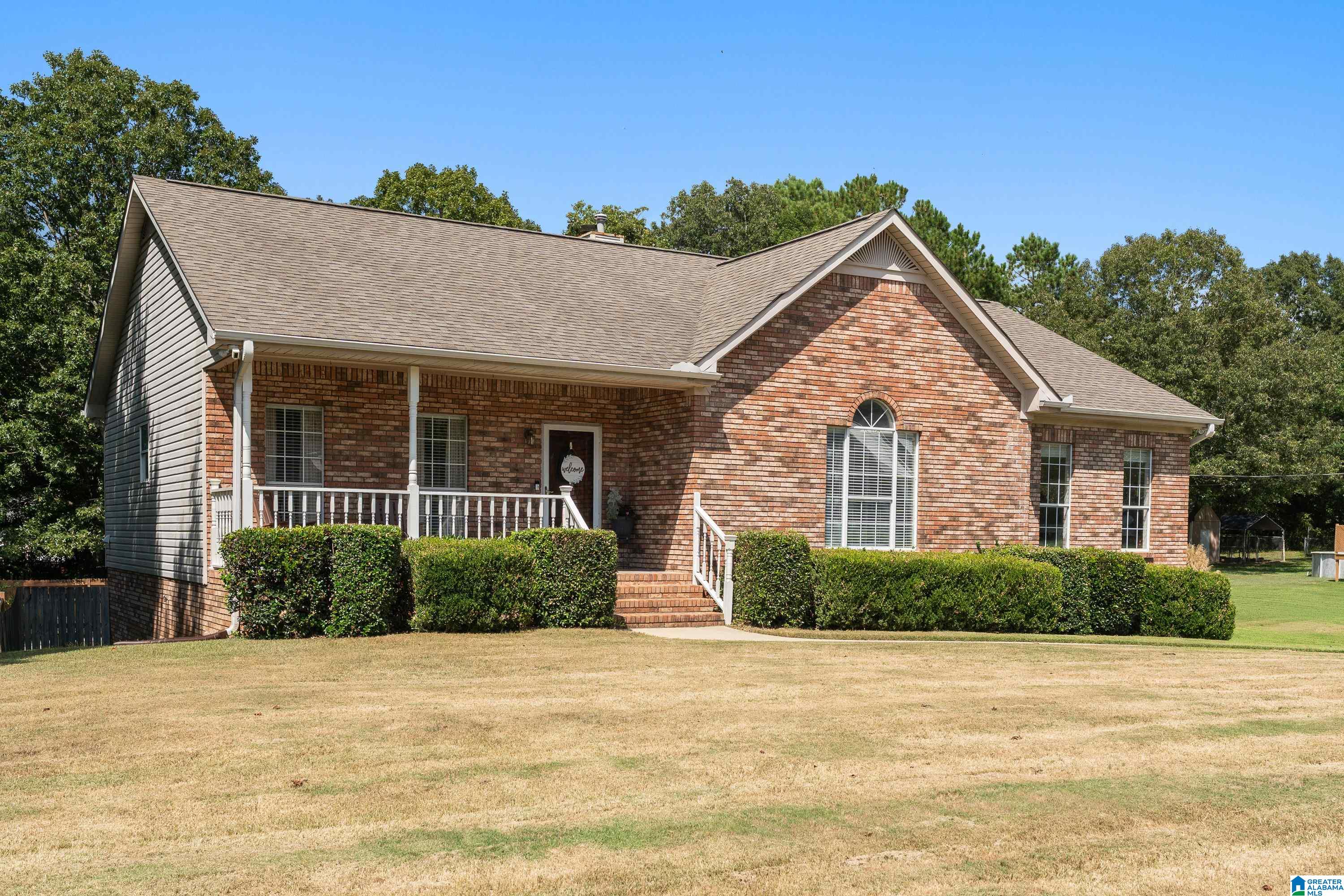Photo 3 of Single family home for sale at 6621 Red Leaf Ln, Bessemer, AL 35023 | MLS# 21463839 | Listing updated on 2026-09-14