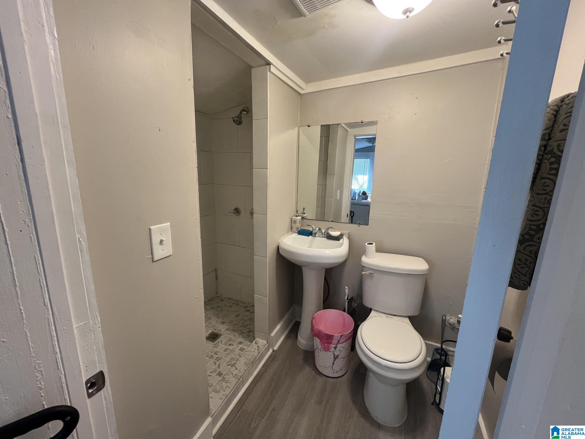 Photo 4 of Single family home for sale at 2115 32nd Avenue N, Birmingham, AL 35207 | MLS# 21463841 | Listing updated on 2026-09-14