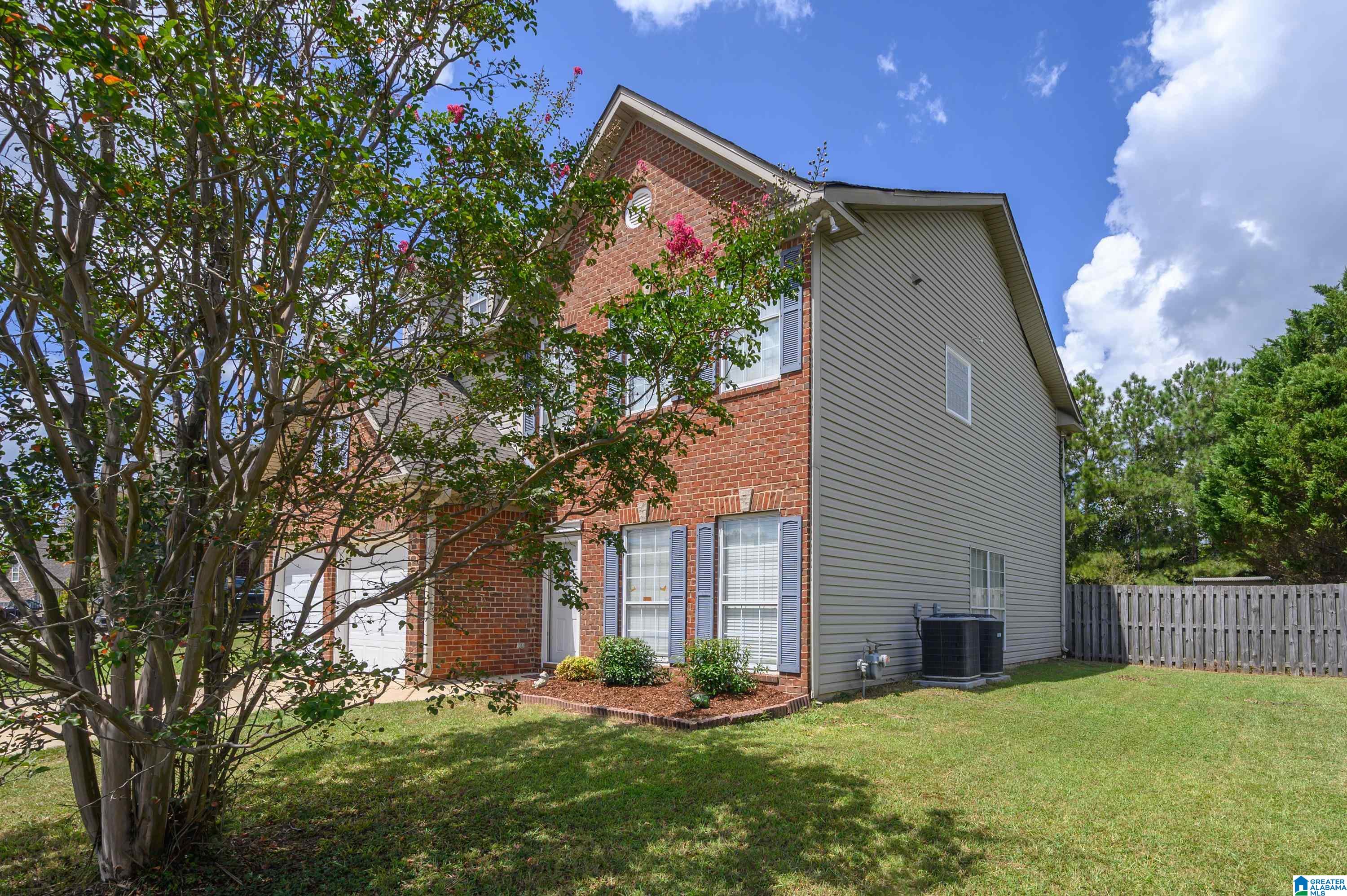 Photo 2 of Single family home for sale at 348 Waterford Cvs Trl, Calera, AL 35040 | MLS# 21463847 | Listing updated on 2026-09-14