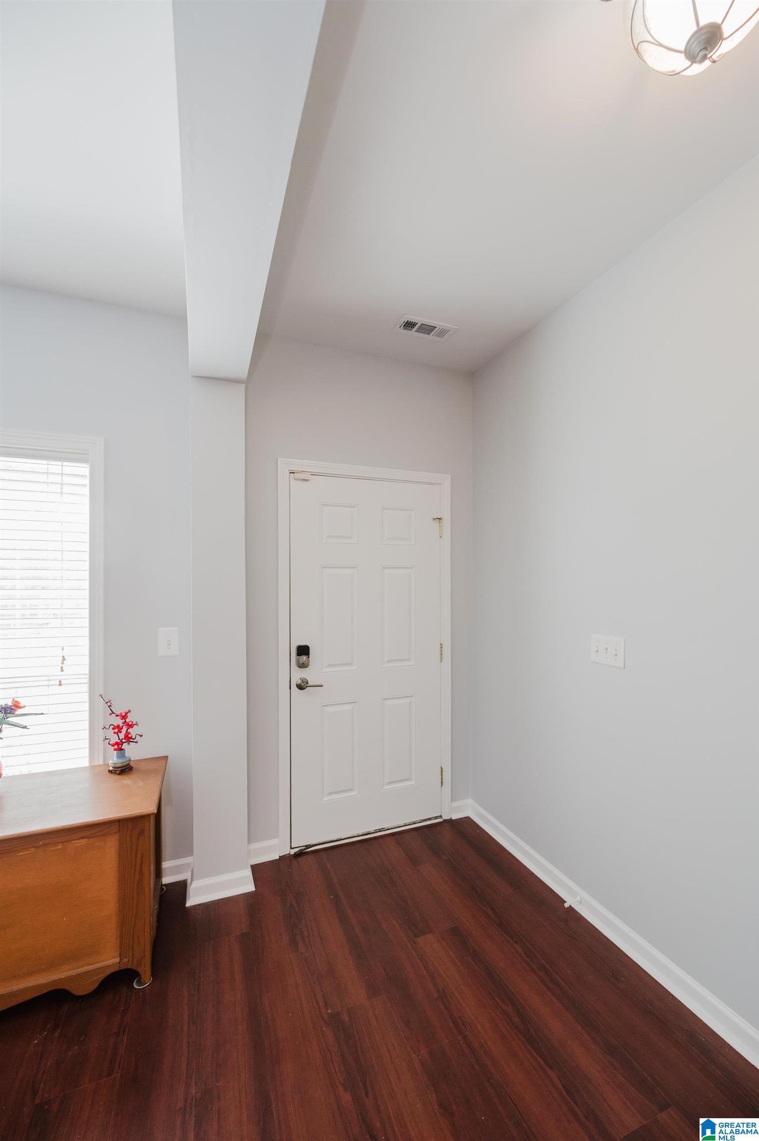 Photo 4 of Single family home for sale at 348 Waterford Cvs Trl, Calera, AL 35040 | MLS# 21463847 | Listing updated on 2026-09-14