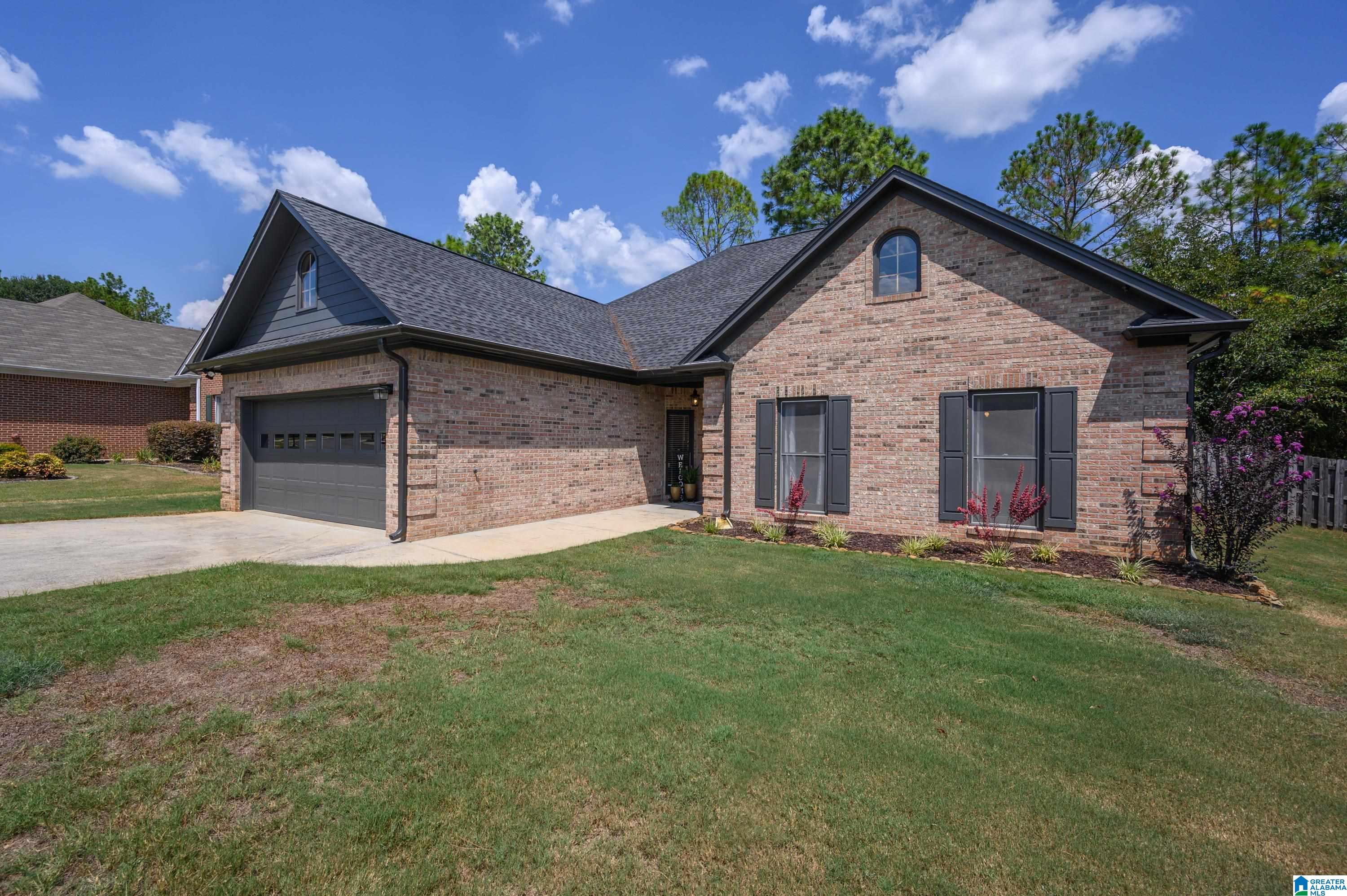 Photo 1 of Sale Pending at 211 Beaver Crk Pkwy, Pelham, AL 35124 | MLS# 21463851 | Listing updated on 2026-09-08
