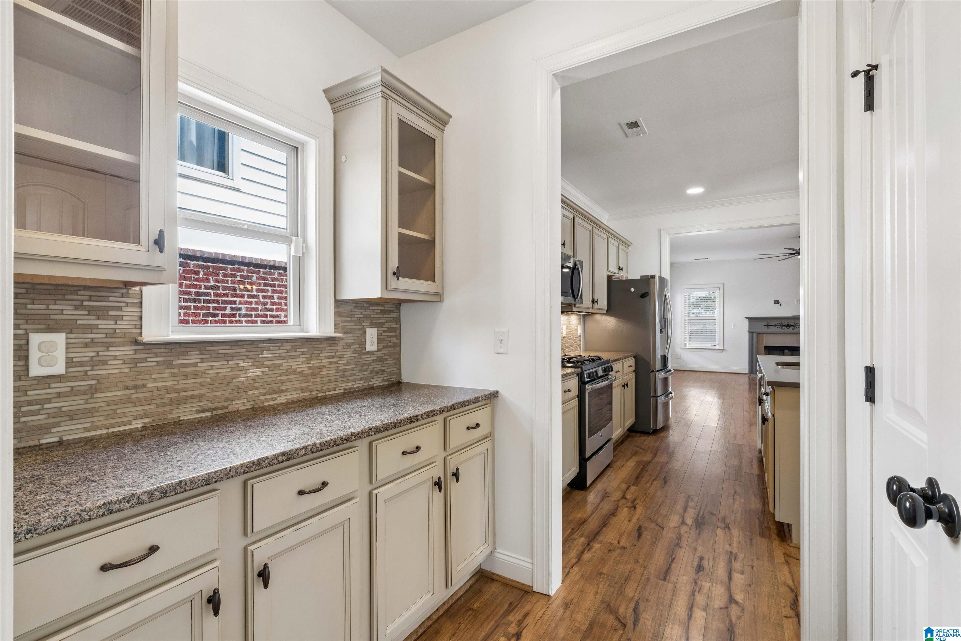 Photo 3 of Single family home for sale at 5971 Mountain View Tr, Trussville, AL 35173 | MLS# 21463861 | Listing updated on 2026-09-14