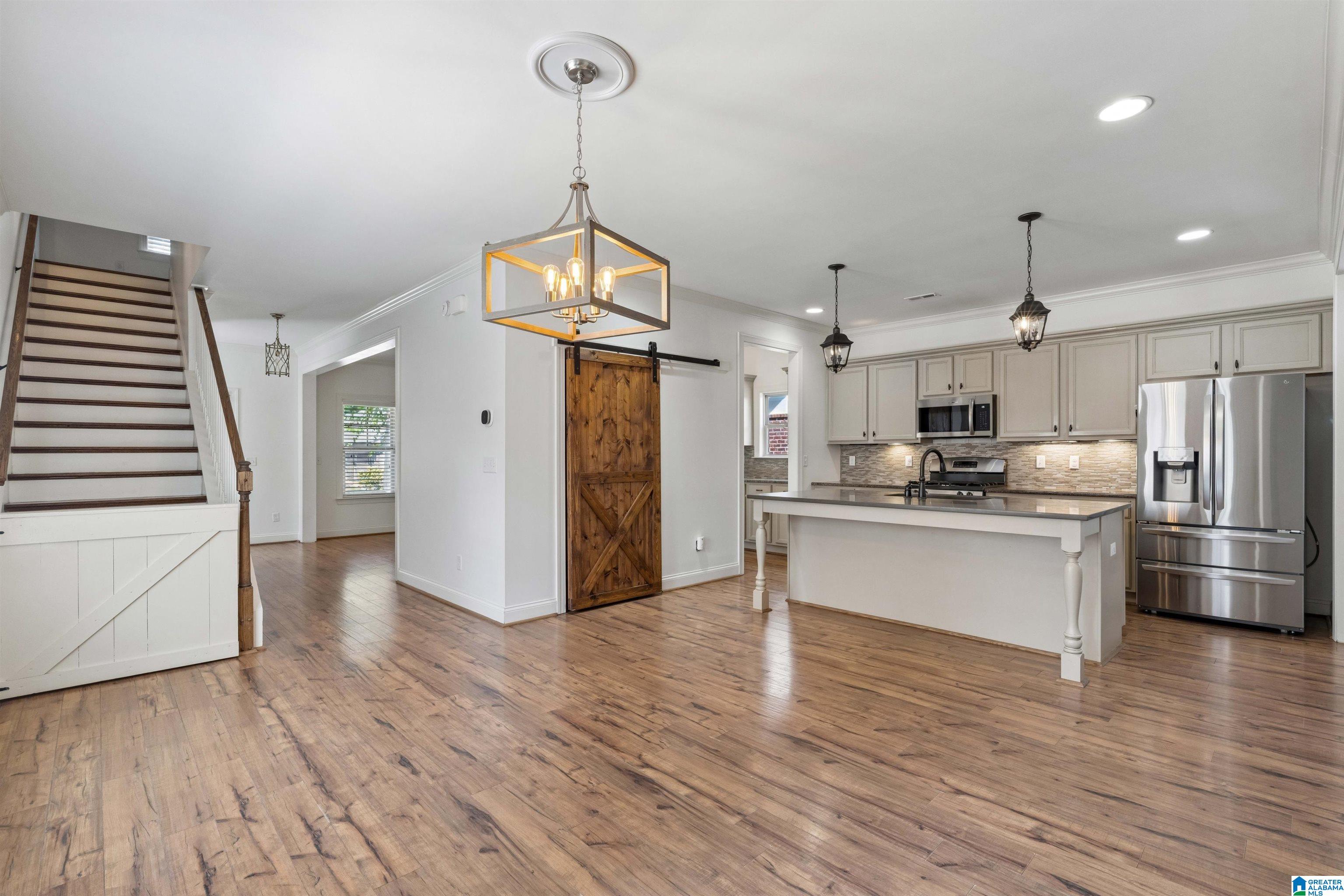 Photo 4 of Single family home for sale at 5971 Mountain View Tr, Trussville, AL 35173 | MLS# 21463861 | Listing updated on 2026-09-14