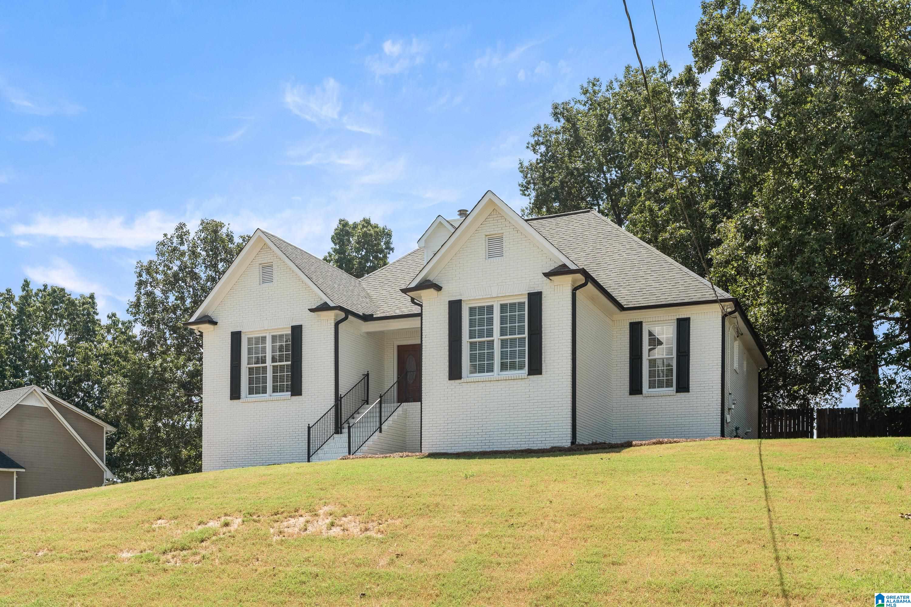 Photo 2 of Single family home for sale at 3706 Majestic Oaks Way, Trussville, AL 35173 | MLS# 21463872 | Listing updated on 2026-09-15