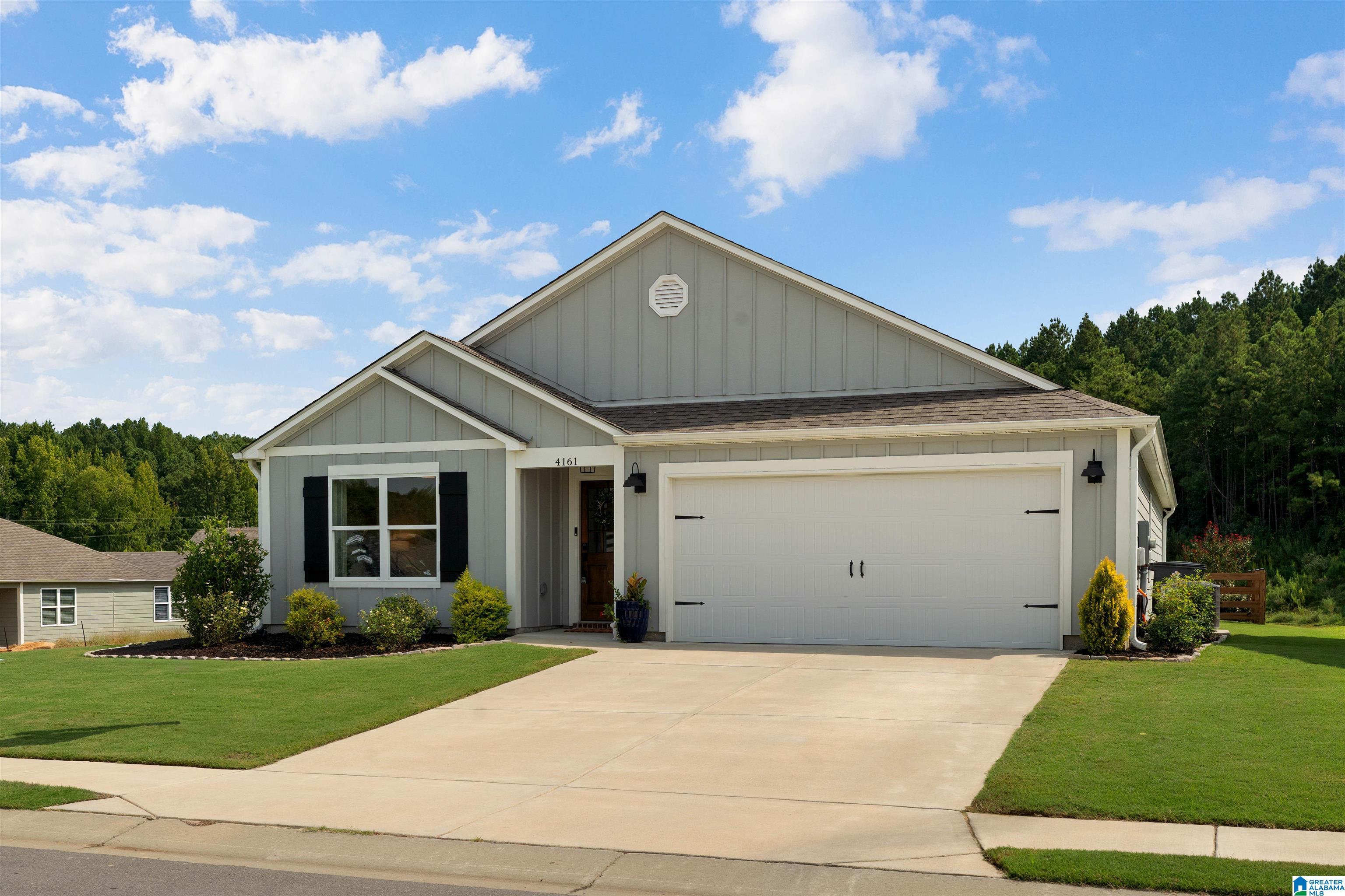 Photo 3 of Single family home for sale at 4161 Brookside Dr, Mount Olive, AL 35117 | MLS# 21463883 | Listing updated on 2026-09-07