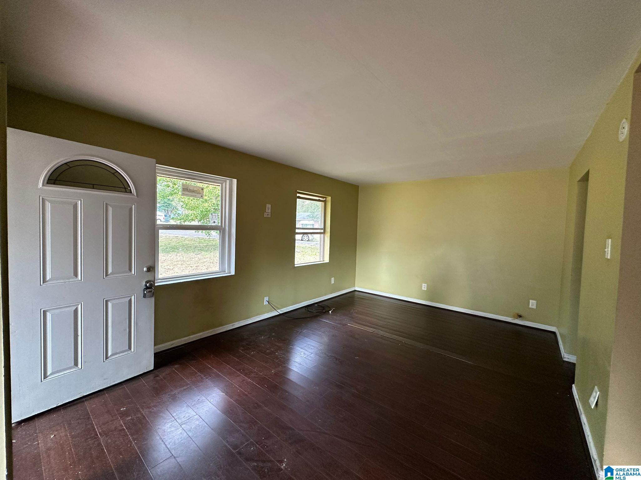 Photo 2 of Single family home for sale at 1721 Collier Dr, Birmingham, AL 35228 | MLS# 21463893 | Listing updated on 2026-09-03