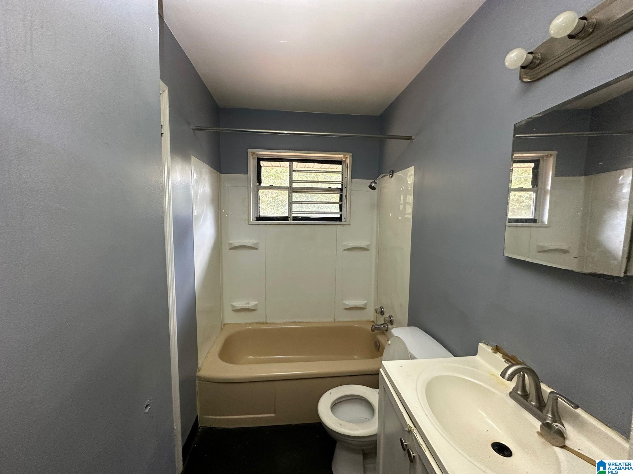 Photo 3 of Single family home for sale at 1721 Collier Dr, Birmingham, AL 35228 | MLS# 21463893 | Listing updated on 2026-09-03