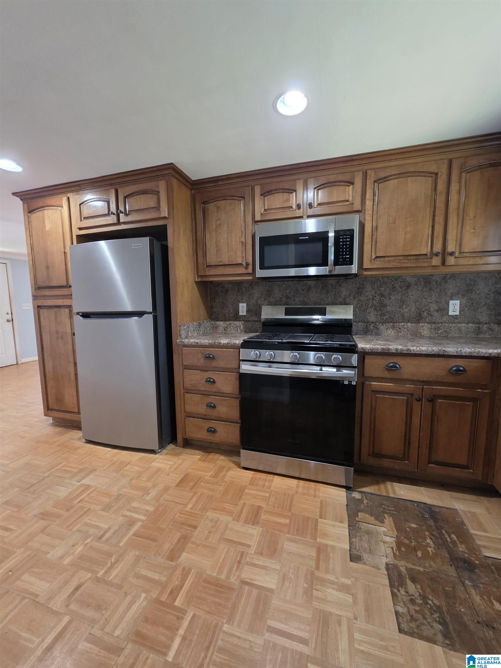 Photo 2 of Single family home for sale at 925 Levine Rd, Odenville, AL 35120 | MLS# 21463895 | Listing updated on 2026-09-04