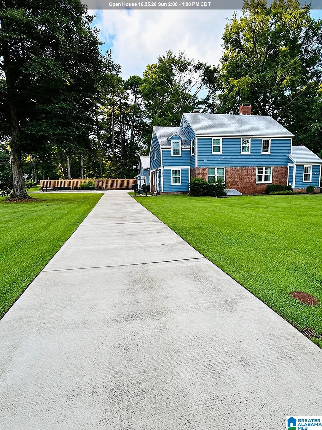 Photo 1 of Single family home for sale at 124 N Mall, Trussville, AL 35173 | MLS# 21463904 | Listing updated on 2026-10-22