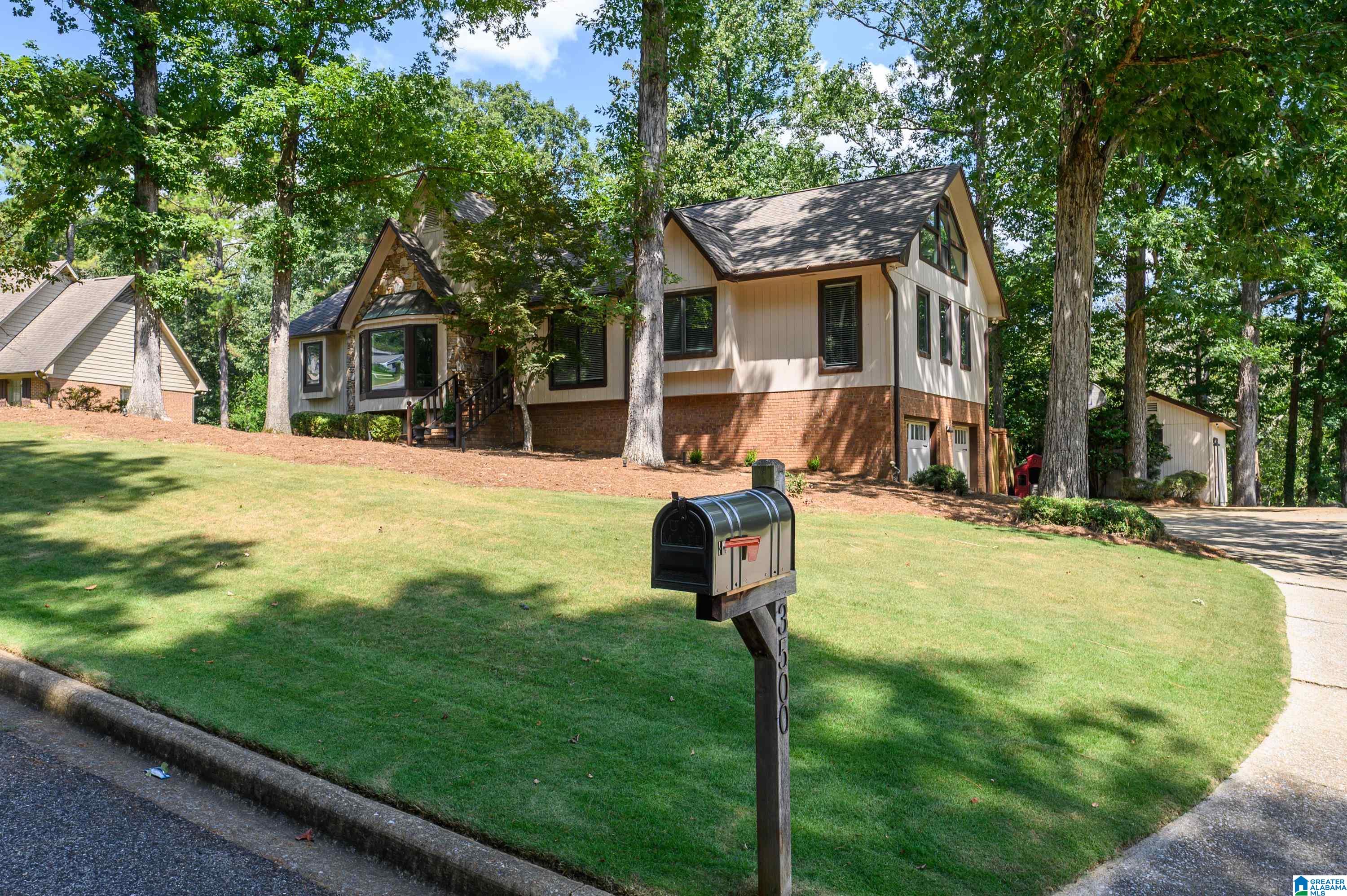 Photo 1 of Sale Pending at 3500 Coventry Dr, Vestavia, AL 35243 | MLS# 21463913 | Listing updated on 2026-09-08