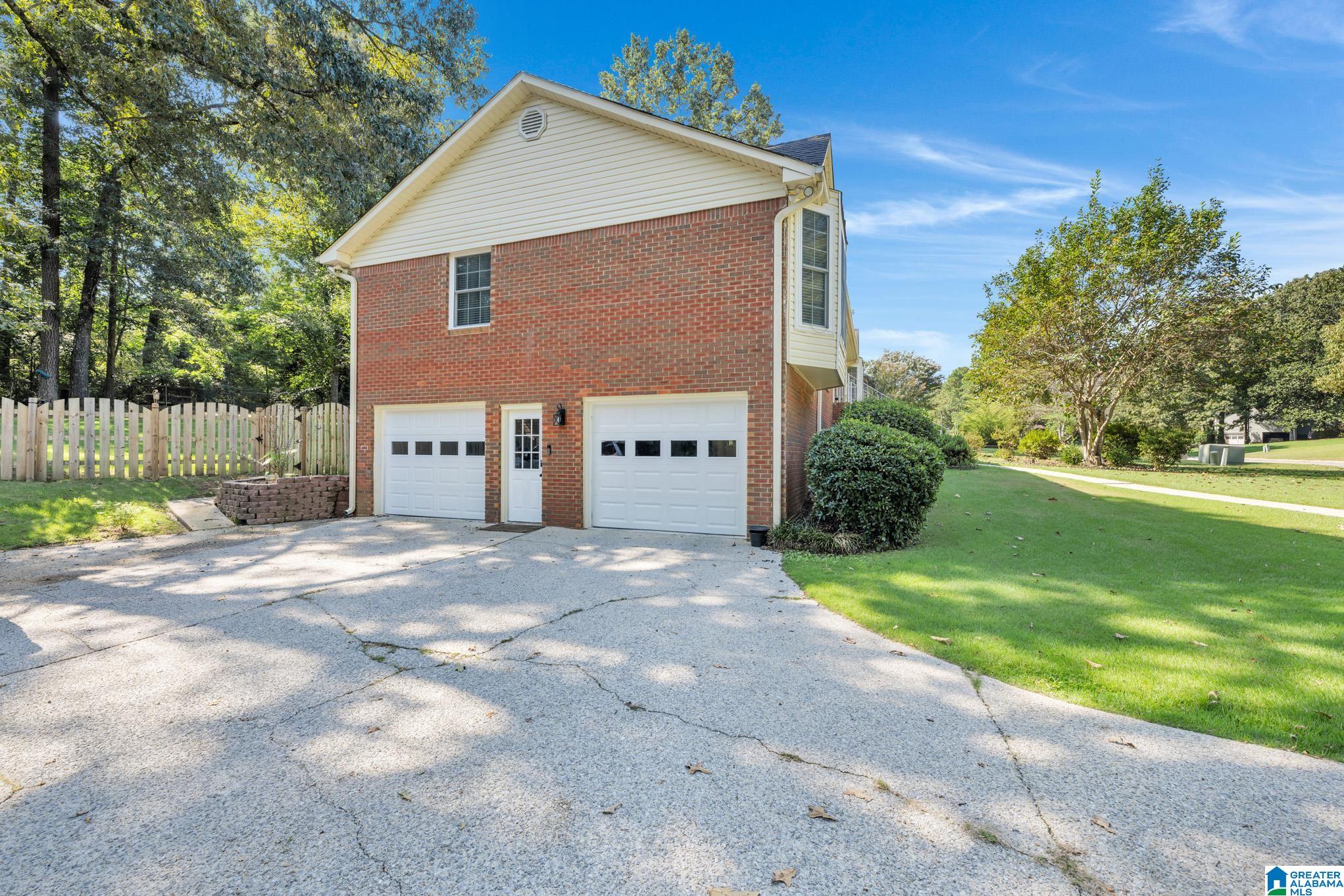 Photo 42 of Single family home for sale at 5516 Heath Row Dr, Birmingham, AL 35242 | MLS# 21463930 | Listing updated on 2026-09-11
