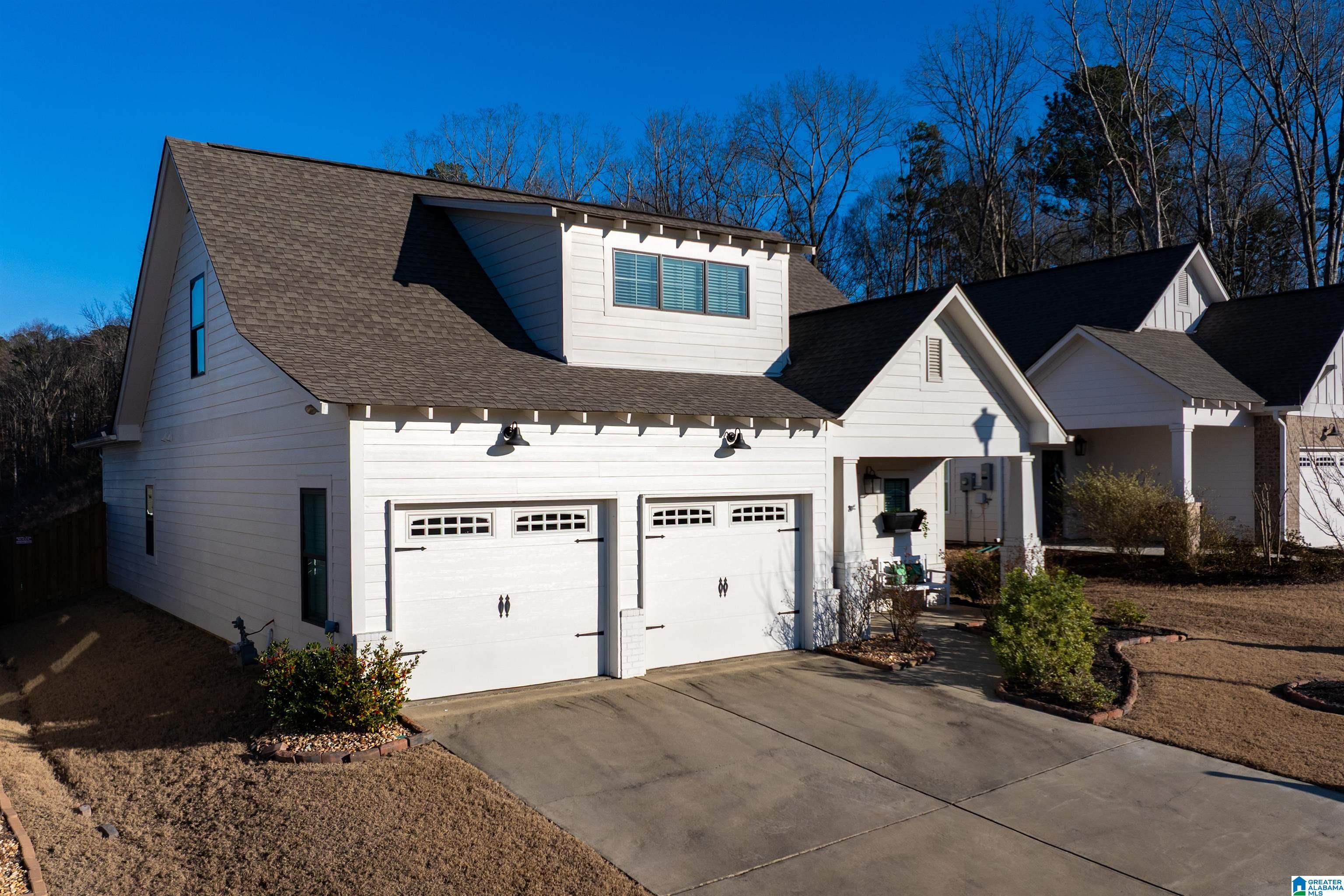 Photo 2 of Sale Pending at 3635 Halcyon Tr, Trussville, AL 35173 | MLS# 21463945 | Listing updated on 2026-09-14
