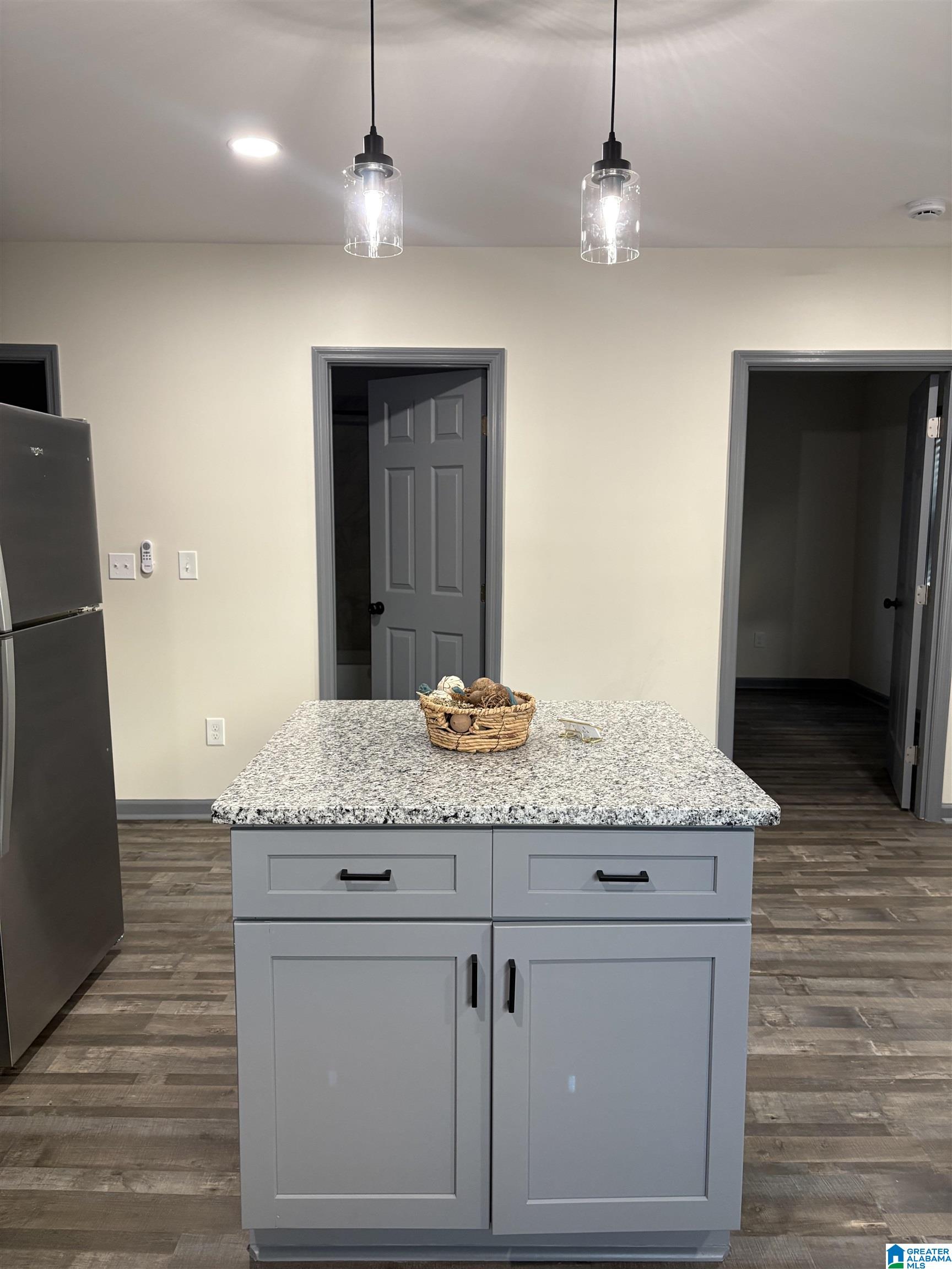 Photo 4 of Sale Pending at 4713 Ave I, Birmingham, AL 35208 | MLS# 21463952 | Listing updated on 2026-09-18