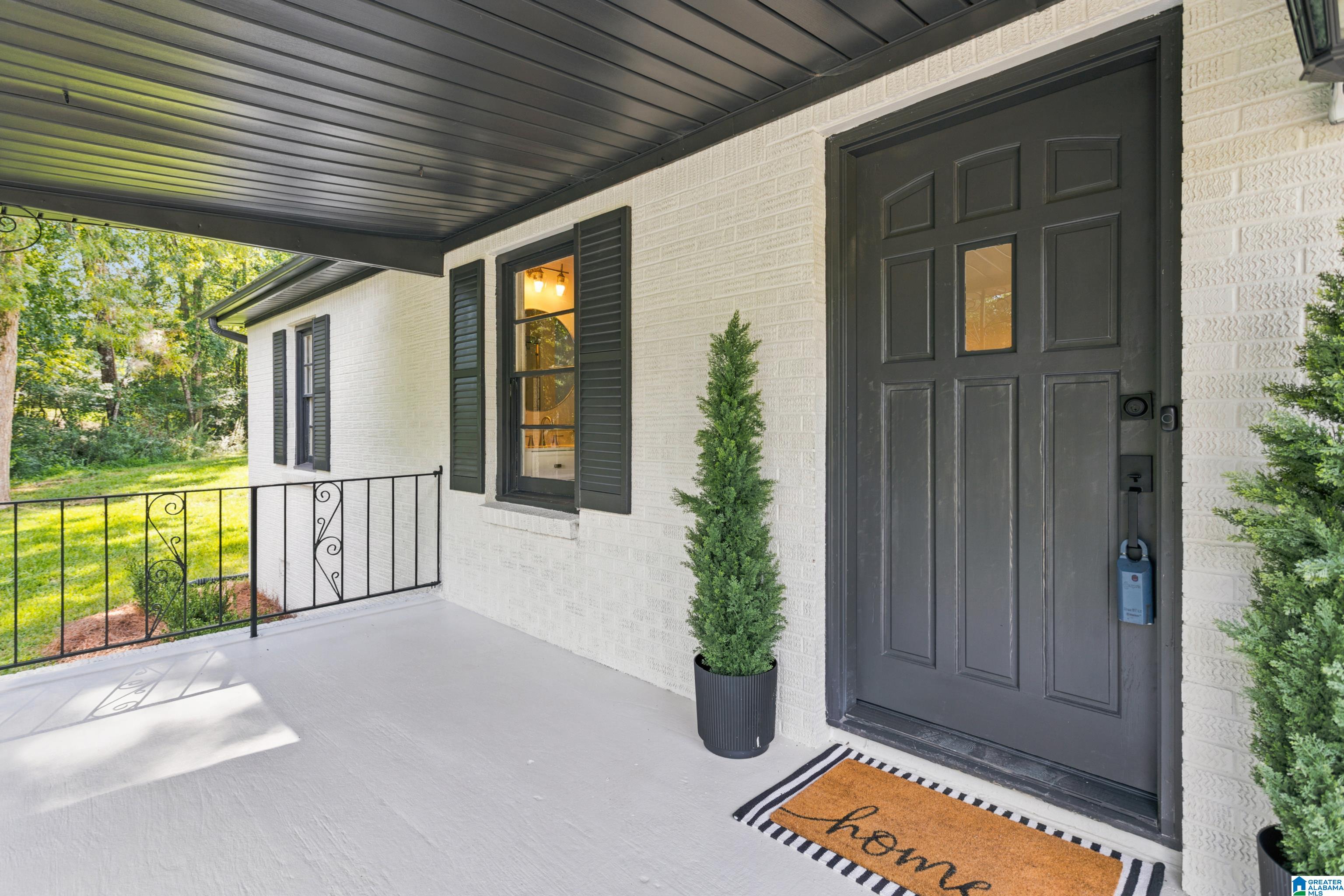 Photo 3 of Single family home for sale at 1445 County Rd 33, Calera, AL 35040 | MLS# 21463972 | Listing updated on 2026-09-18