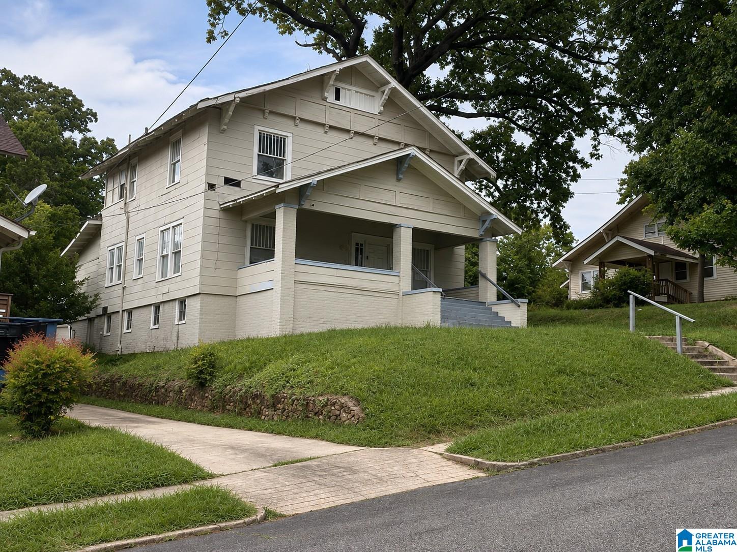 Photo 2 of Single family home for sale at 2608 Ave T, Birmingham, AL 35218 | MLS# 21463974 | Listing updated on 2026-09-04