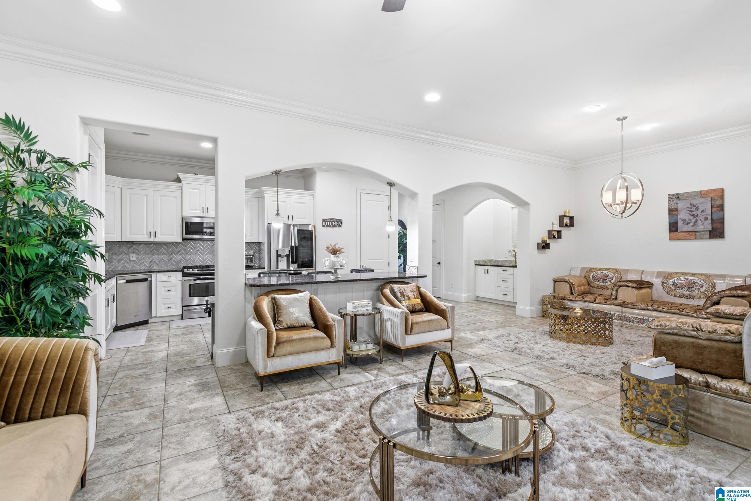 Photo 4 of Single family home for sale at 661 Trumpet Cir, Hoover, AL 35226 | MLS# 21463975 | Listing updated on 2026-09-13