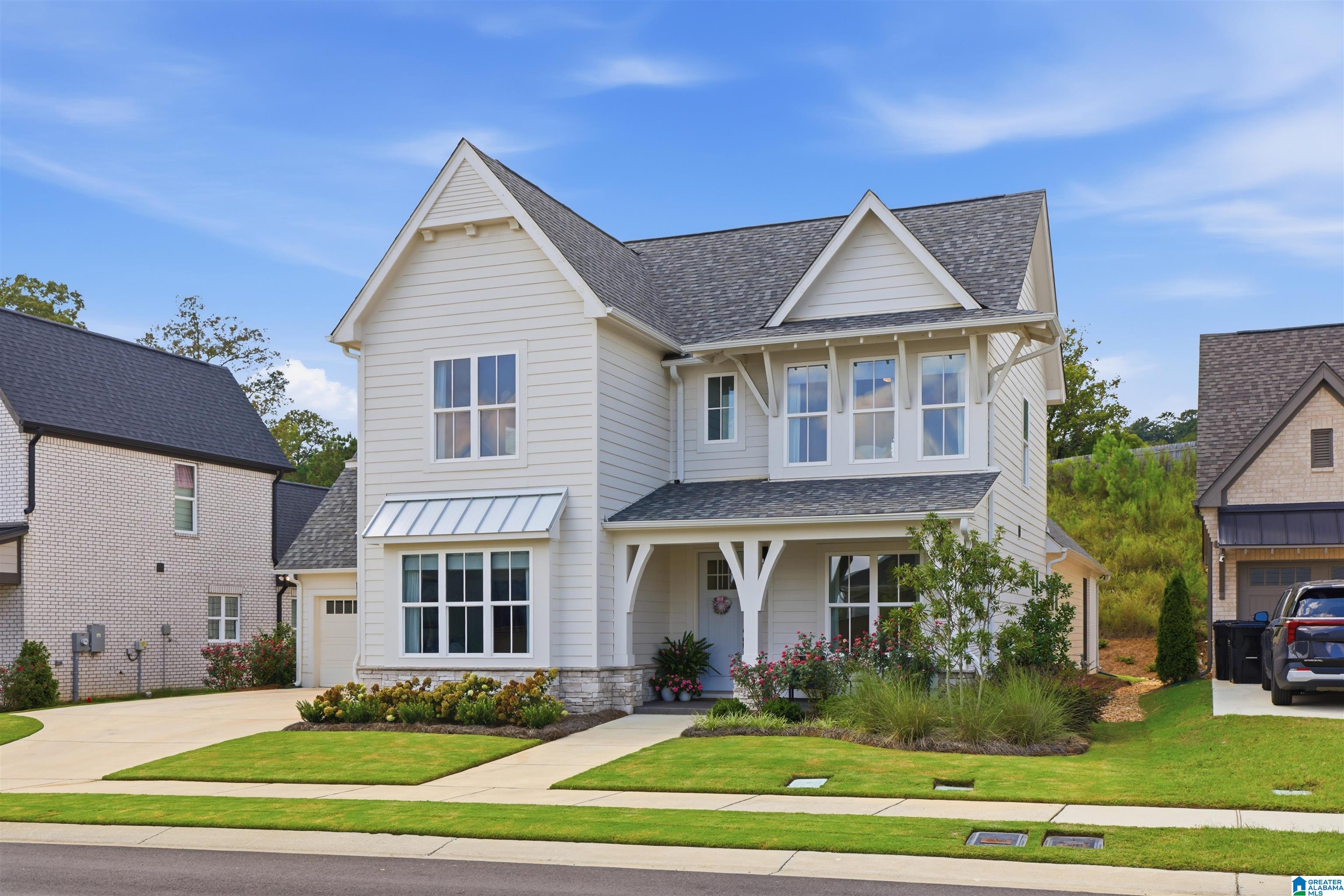 Photo 3 of Single family home for sale at 1093 Clifton Rd, Hoover, AL 35244 | MLS# 21463977 | Listing updated on 2026-09-14