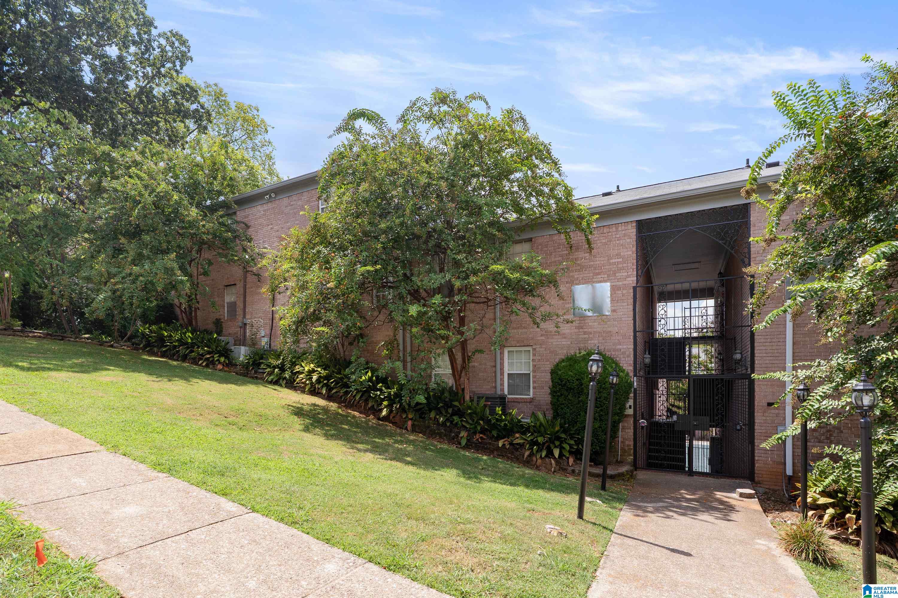 Photo 3 of Condo for sale at 1508 15th Street S #1508, Birmingham, AL 35205 | MLS# 21463986 | Listing updated on 2026-09-04