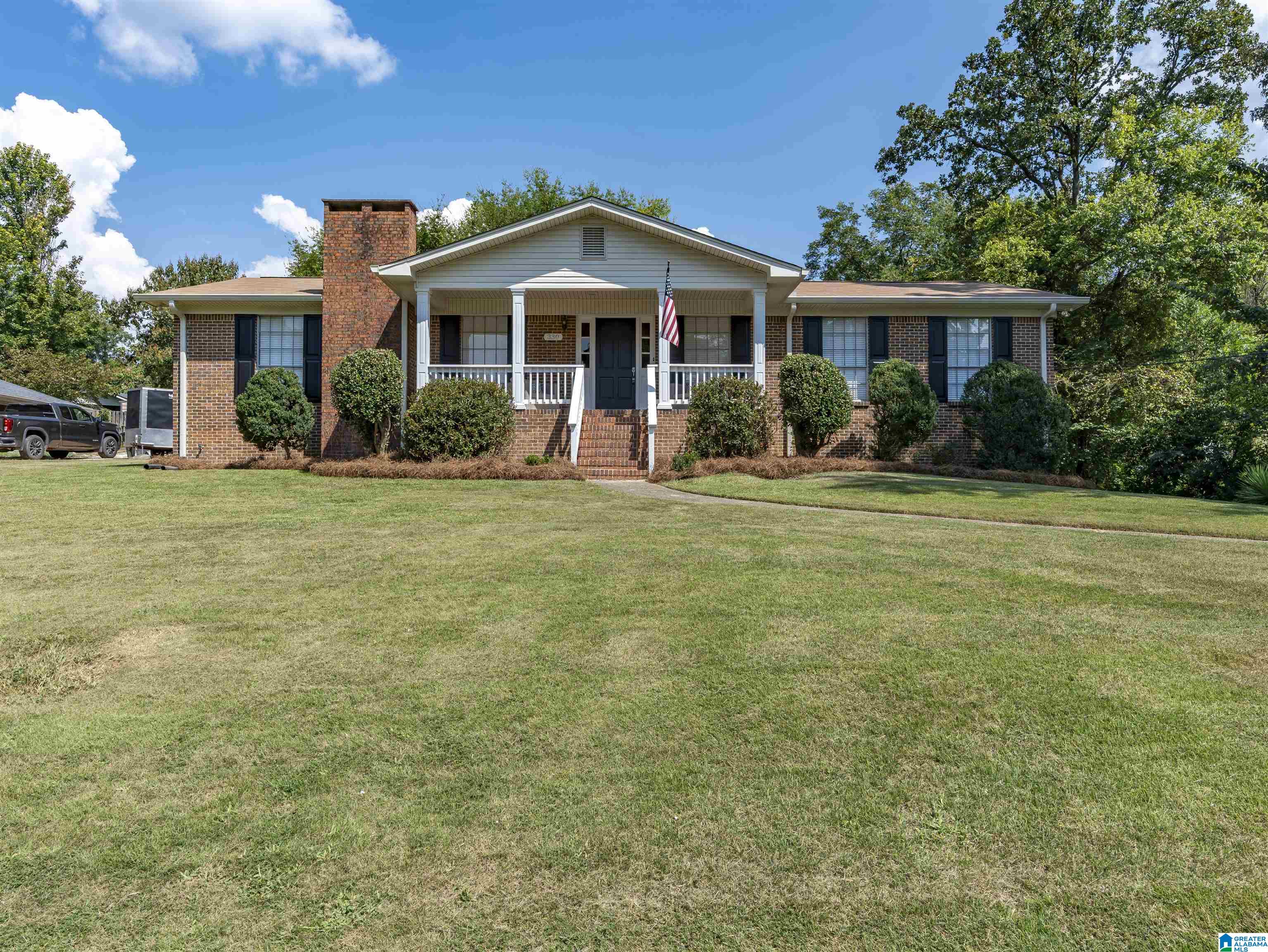 Photo 3 of Single family home for sale at 330 Donna Dr, Gardendale, AL 35071 | MLS# 21463999 | Listing updated on 2026-09-18