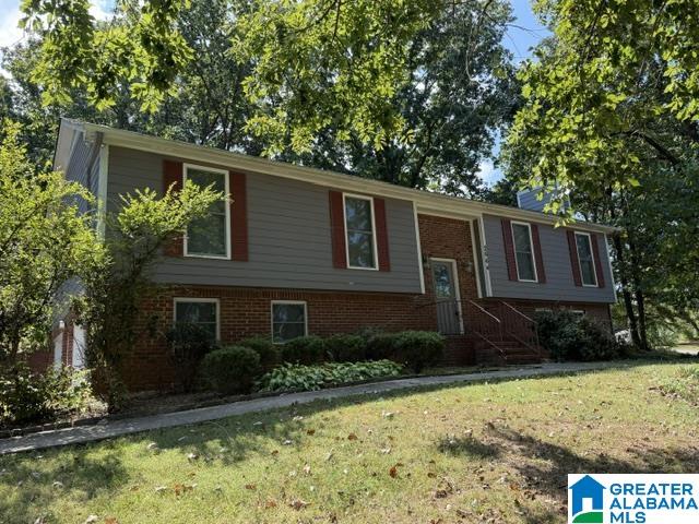 Photo 1 of Single family home for sale at 2664 Denise Dr, Birmingham, AL 35235 | MLS# 21464009 | Listing updated on 2026-09-10