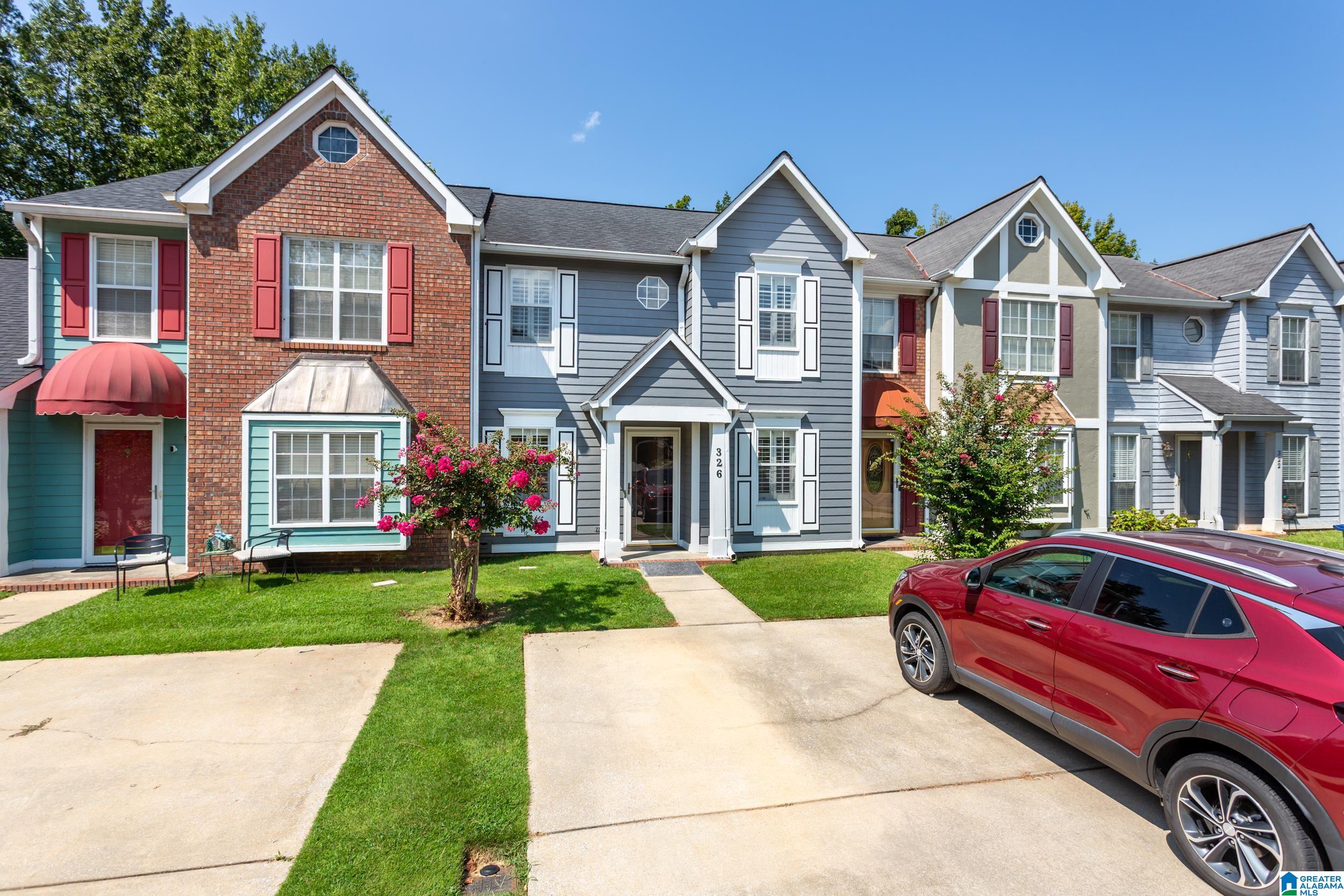 Photo 3 of Sale Pending at 326 Park Pl, Oxford, AL 36203 | MLS# 21464010 | Listing updated on 2026-09-15