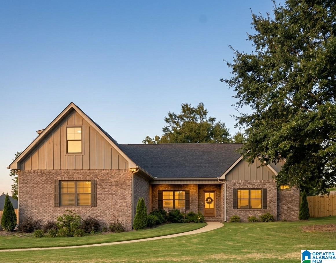 Photo 1 of Single family home for sale at 15 Old Roadway, Cropwell, AL 35054 | MLS# 21464011 | Listing updated on 2026-09-06