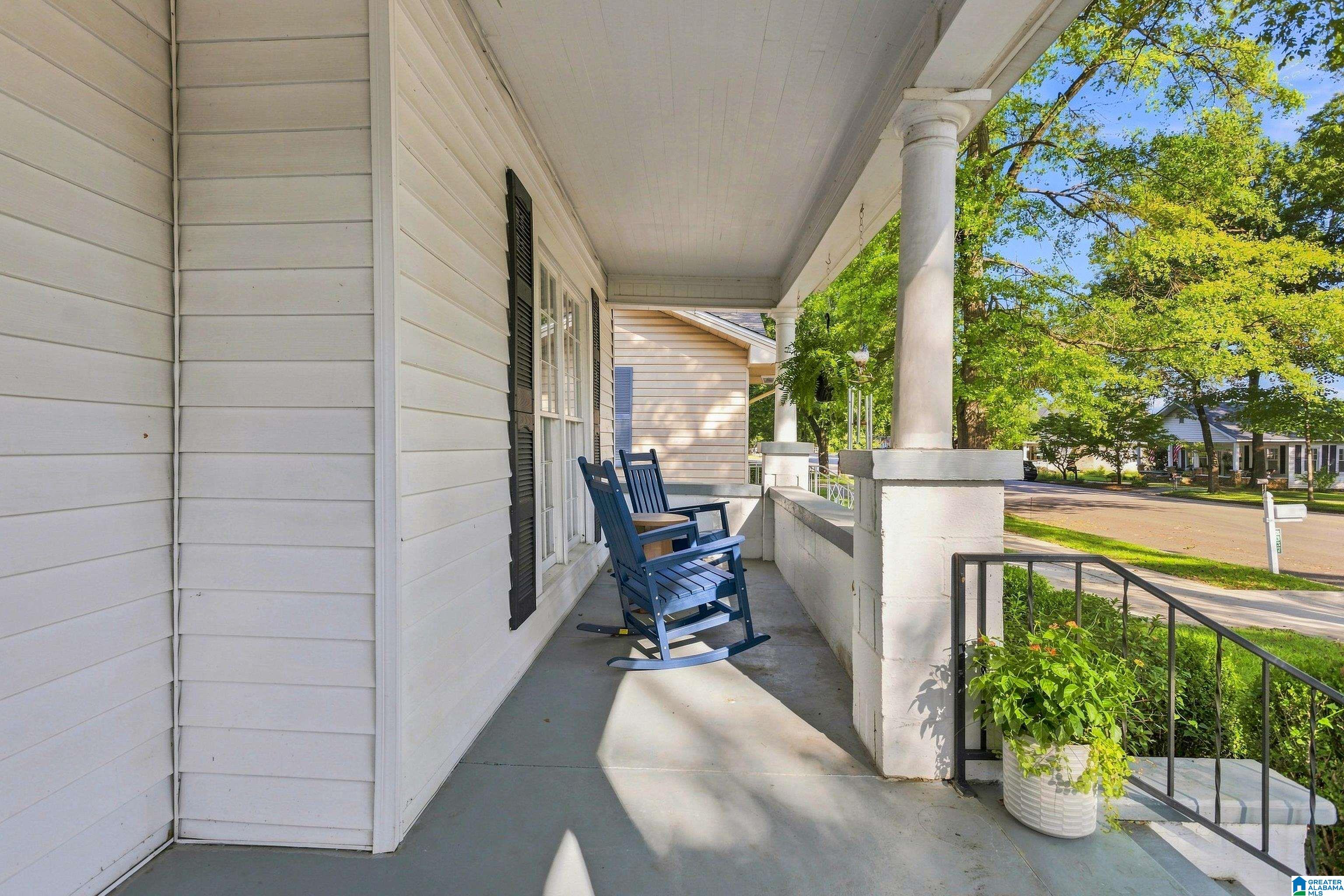 Photo 2 of Single family home for sale at 8341 1st Avenue, Leeds, AL 35094 | MLS# 21464016 | Listing updated on 2026-09-06
