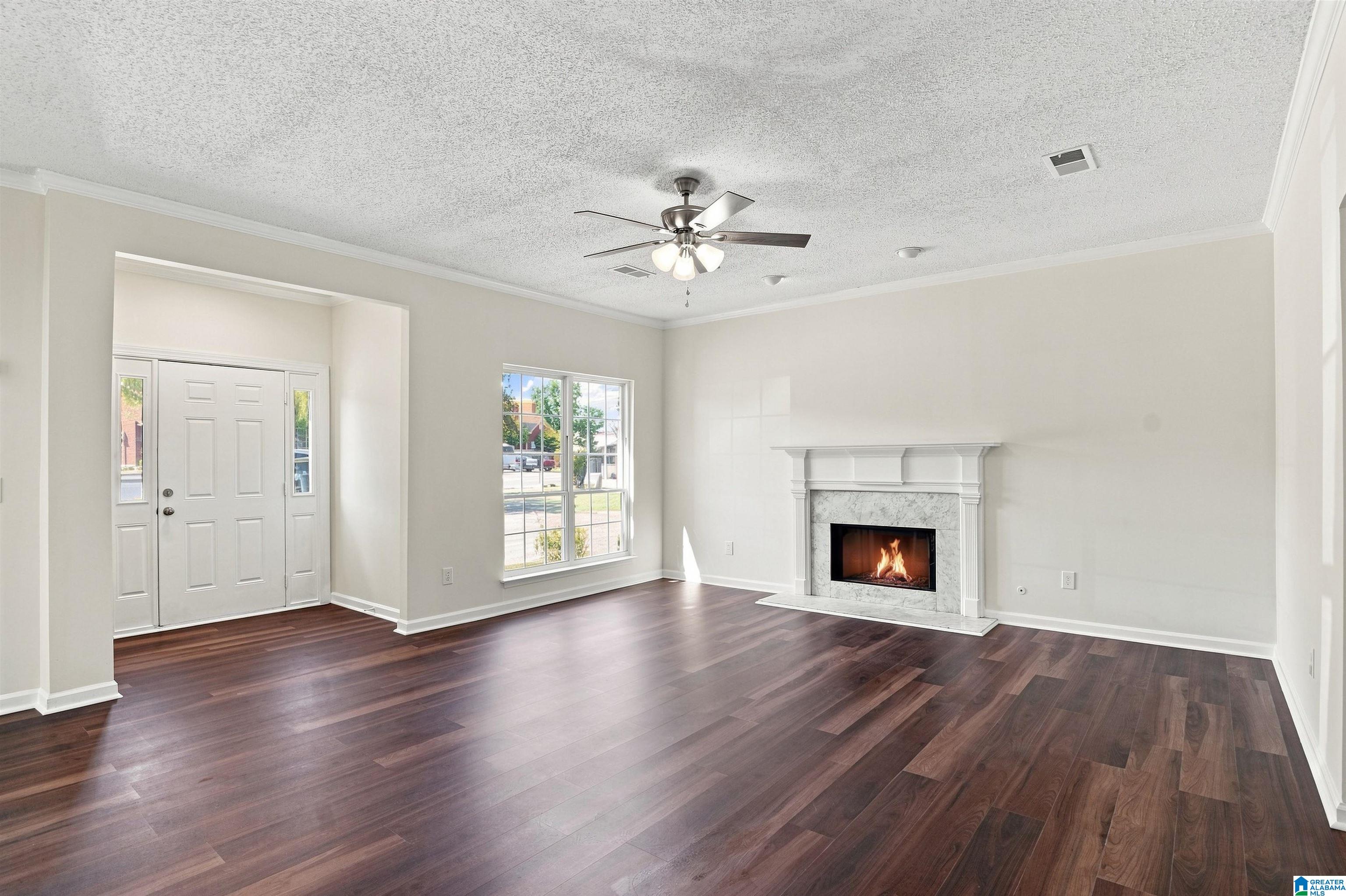 Photo 3 of Sale Pending at 113 Cyn Park Pl, Pelham, AL 35124 | MLS# 21464024 | Listing updated on 2026-09-24