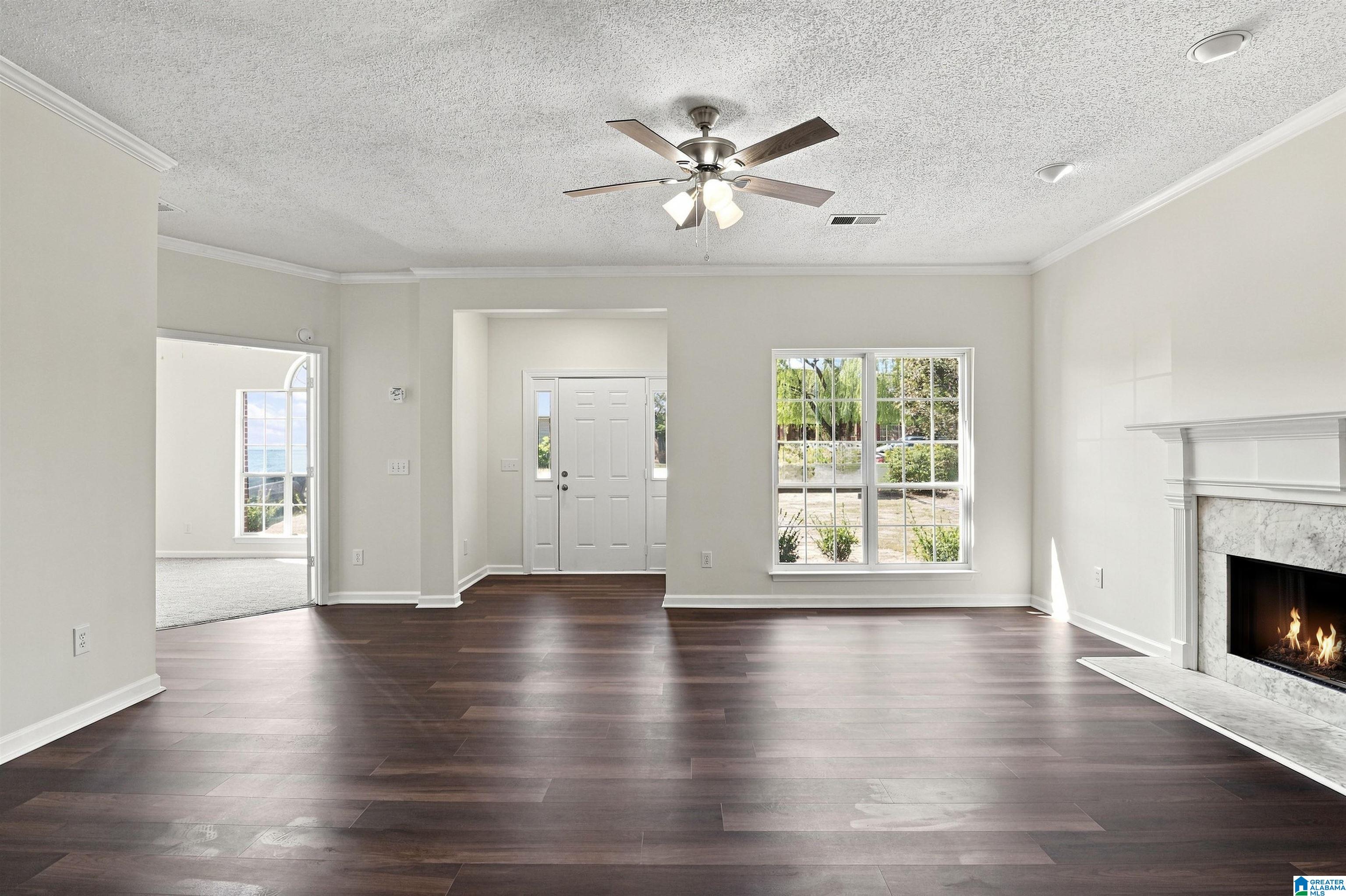 Photo 4 of Sale Pending at 113 Cyn Park Pl, Pelham, AL 35124 | MLS# 21464024 | Listing updated on 2026-09-24