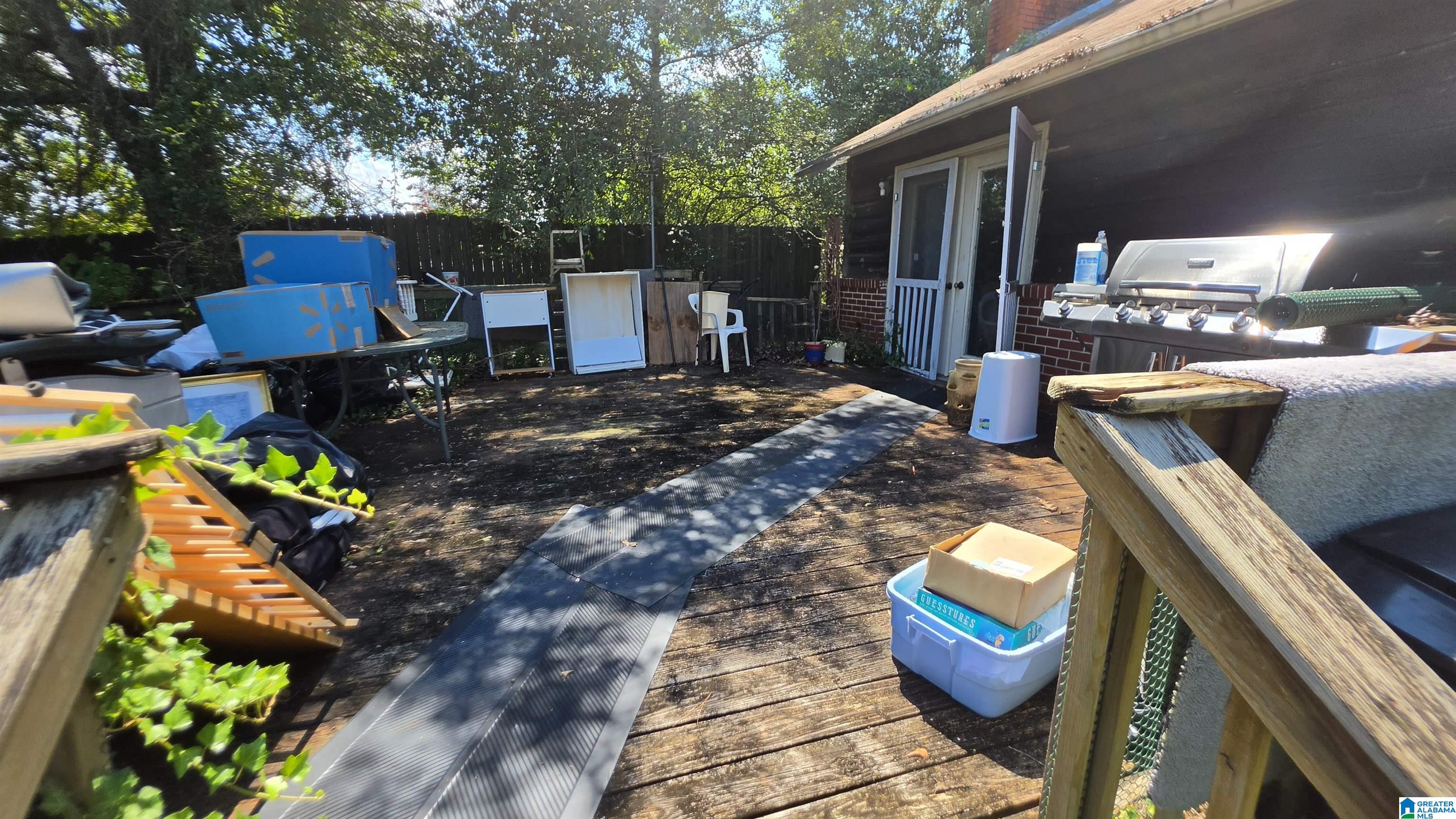Photo 1 of Single family home for sale at 537 Main St N, Warrior, AL 35180 | MLS# 21464026 | Listing updated on 2026-09-04