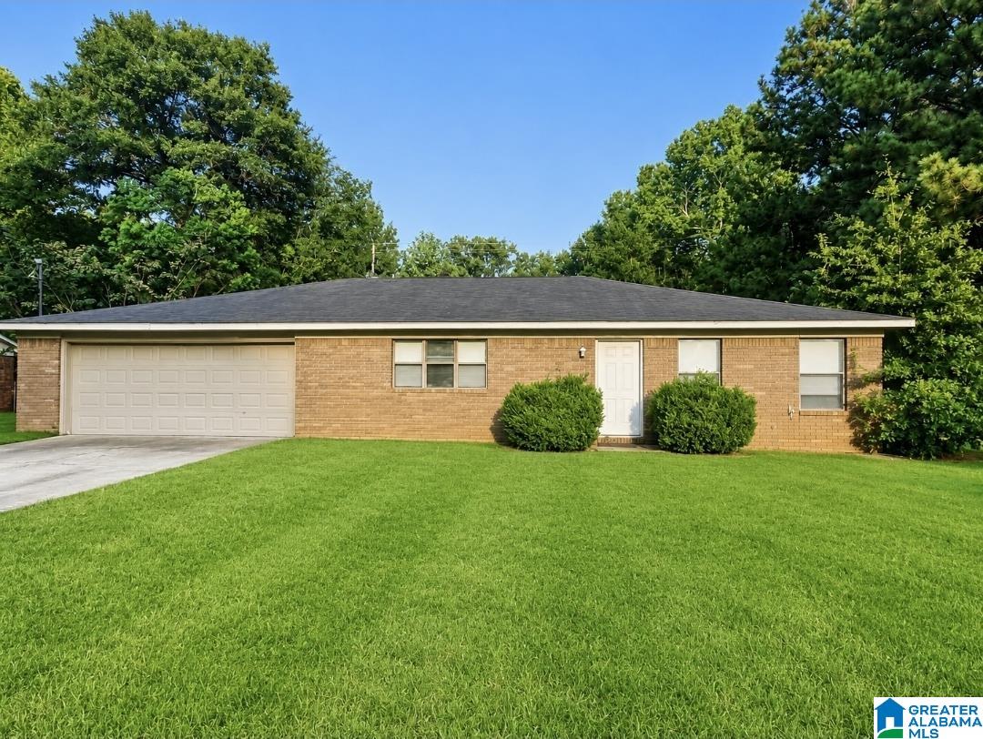 Photo 1 of Single family home for sale at 2123 18th Avenue E, Tuscaloosa, AL 35404 | MLS# 21464032 | Listing updated on 2026-09-21