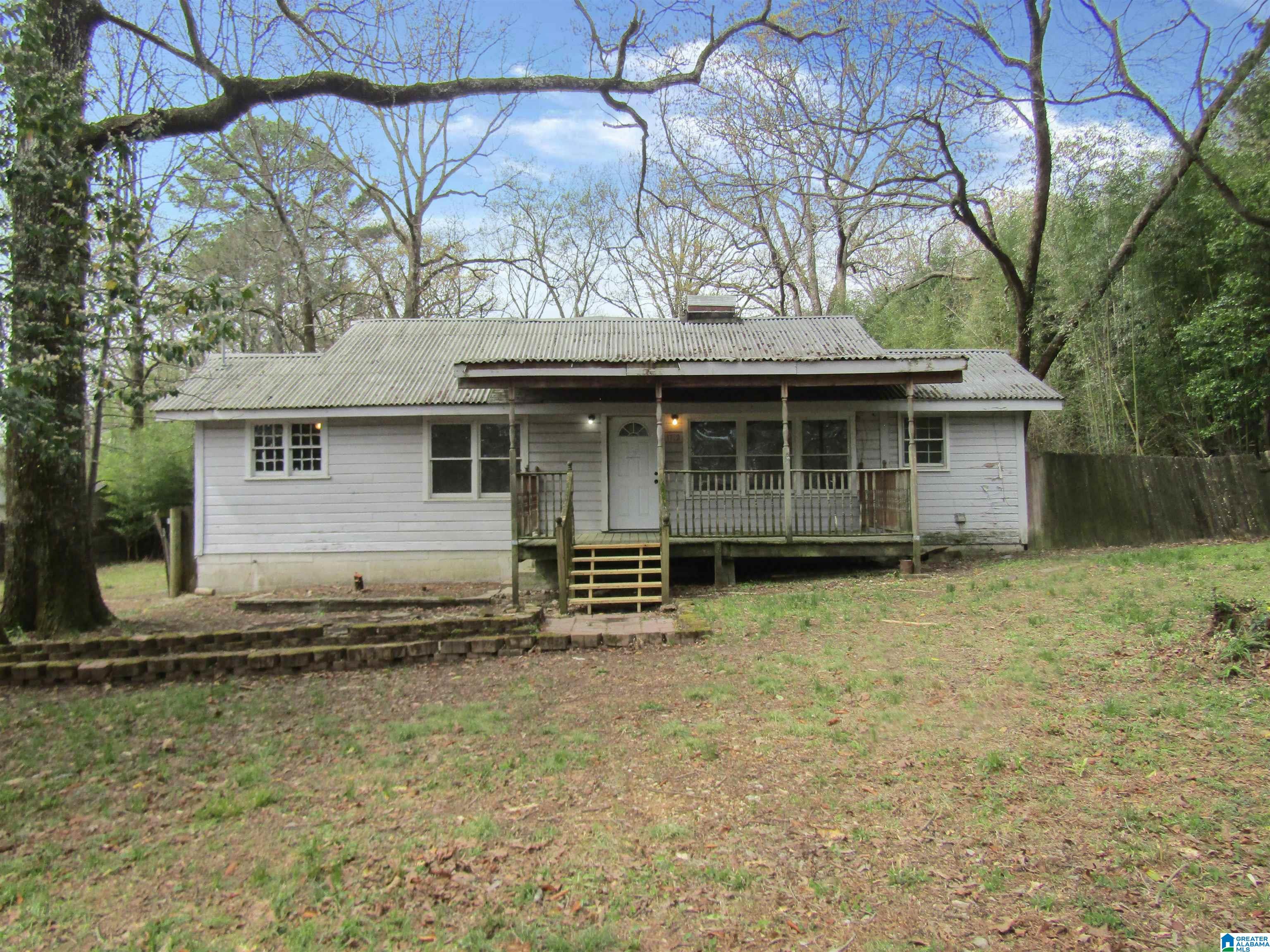 Photo 1 of Single family home for sale at 1712 2nd Street Nw, Center Point, AL 35215 | MLS# 21464057 | Listing updated on 2026-09-04