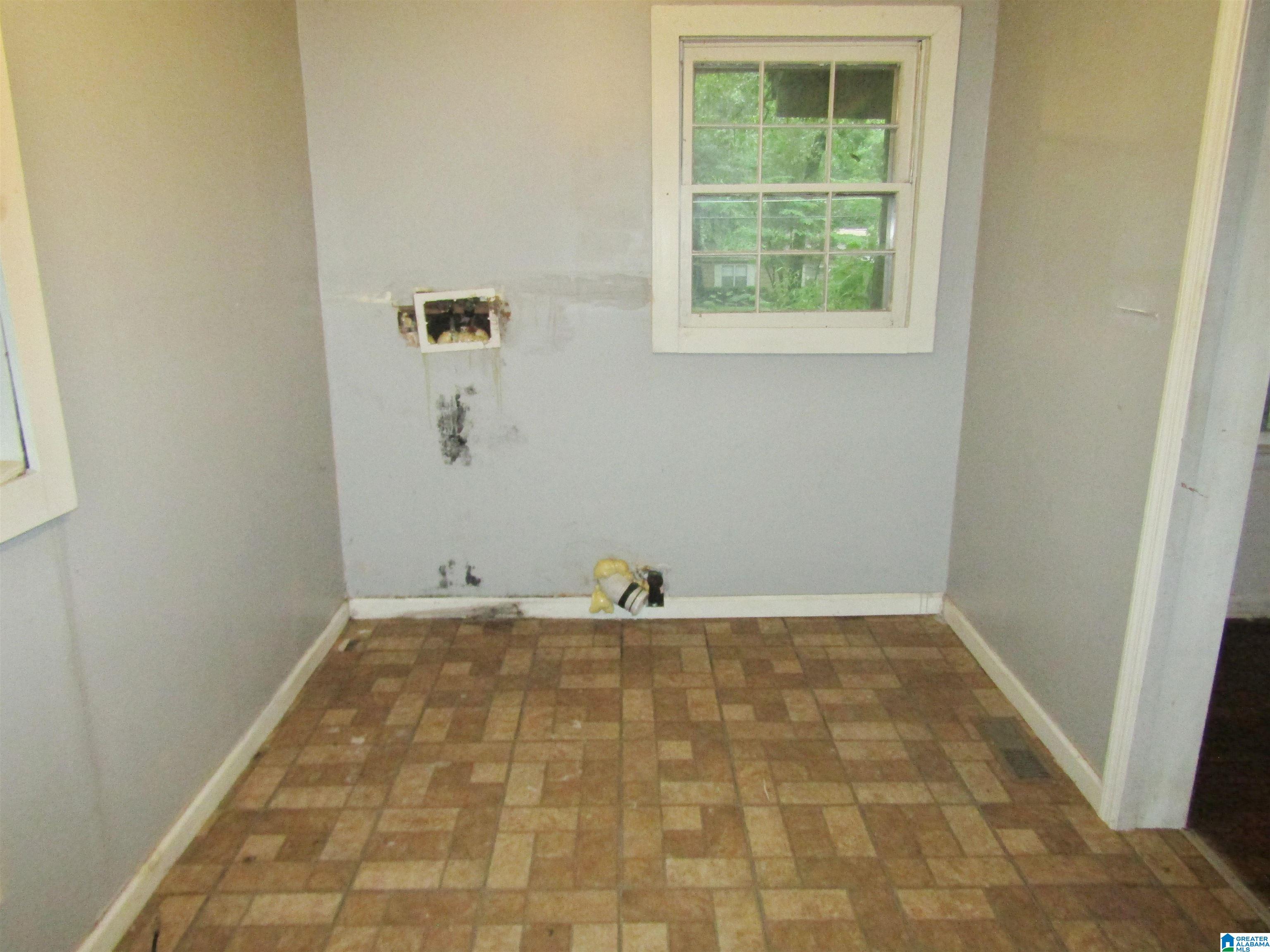 Photo 4 of Single family home for sale at 1712 2nd Street NW, Center Point, AL 35215 | MLS# 21464057 | Listing updated on 2026-09-04