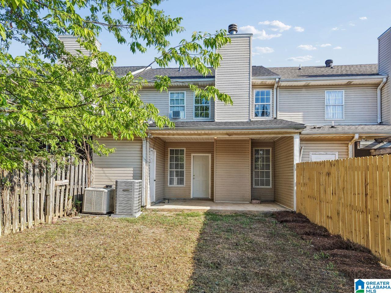 Photo 4 of Townhouse for sale at 7506 Spencer Ln, Helena, AL 35080 | MLS# 21464059 | Listing updated on 2026-09-08
