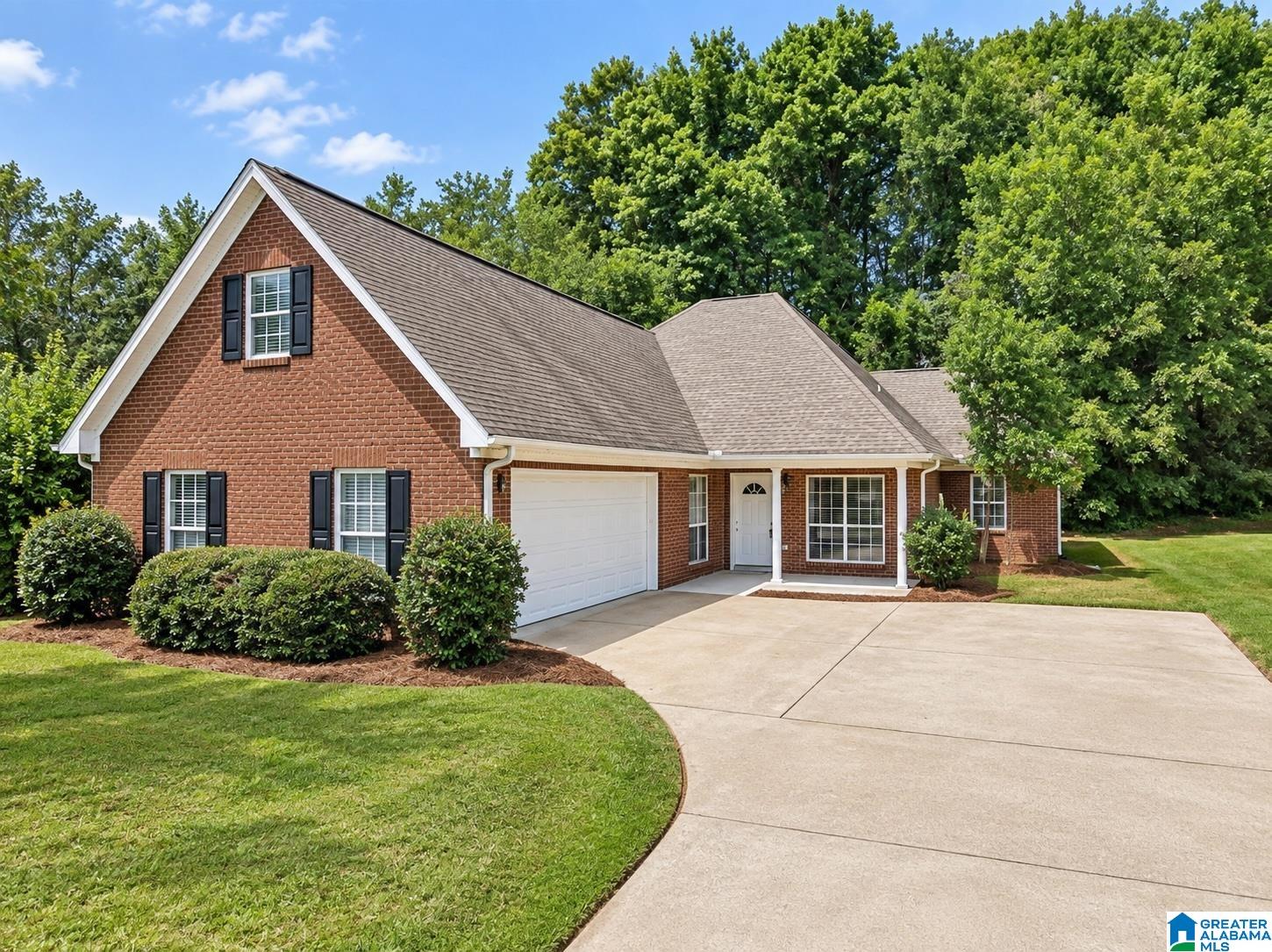Photo 1 of Single family home for sale at 5400 J R Dr, Birmingham, AL 35235 | MLS# 21464065 | Listing updated on 2026-09-14