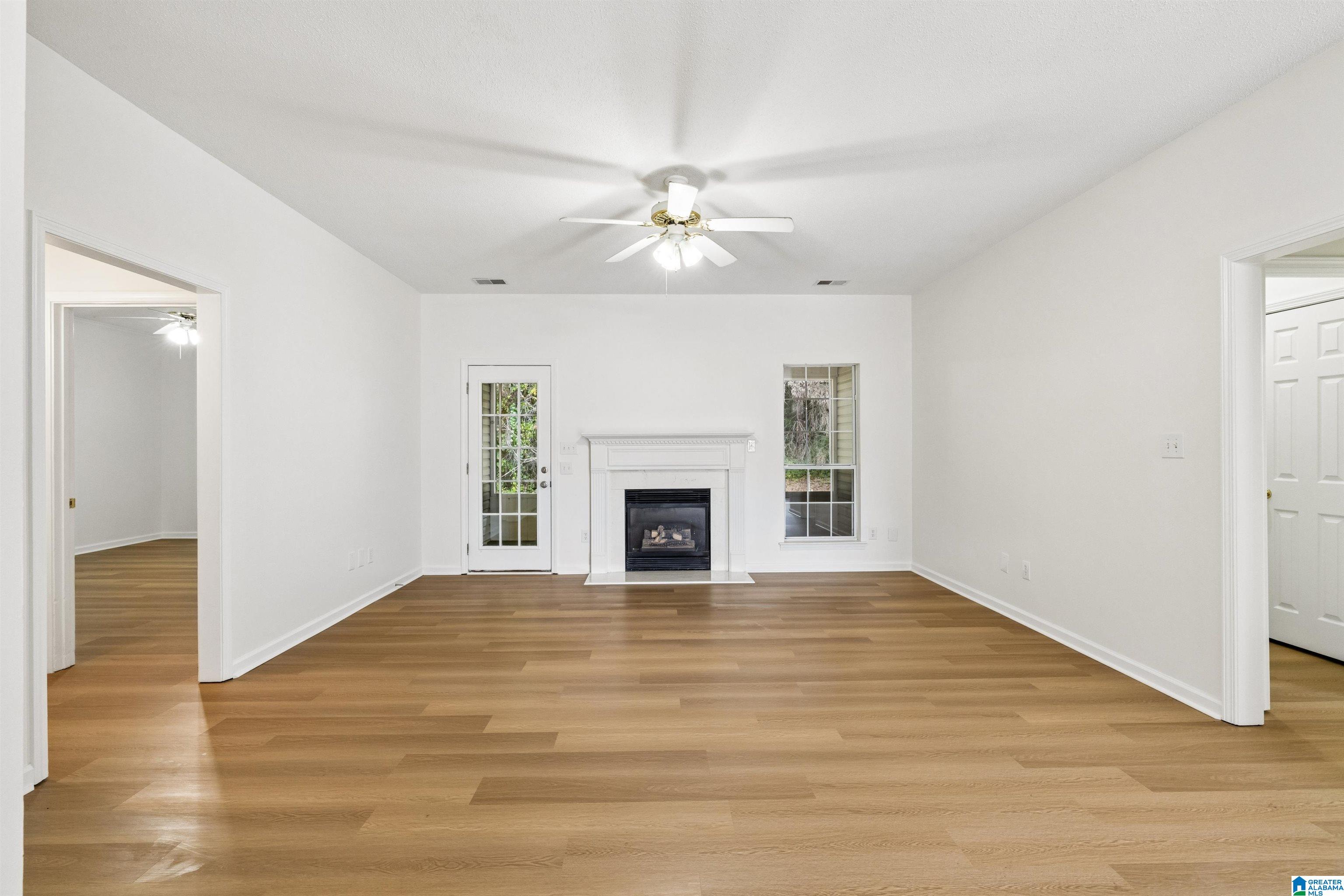 Photo 3 of Single family home for sale at 5400 J R Dr, Birmingham, AL 35235 | MLS# 21464065 | Listing updated on 2026-10-19