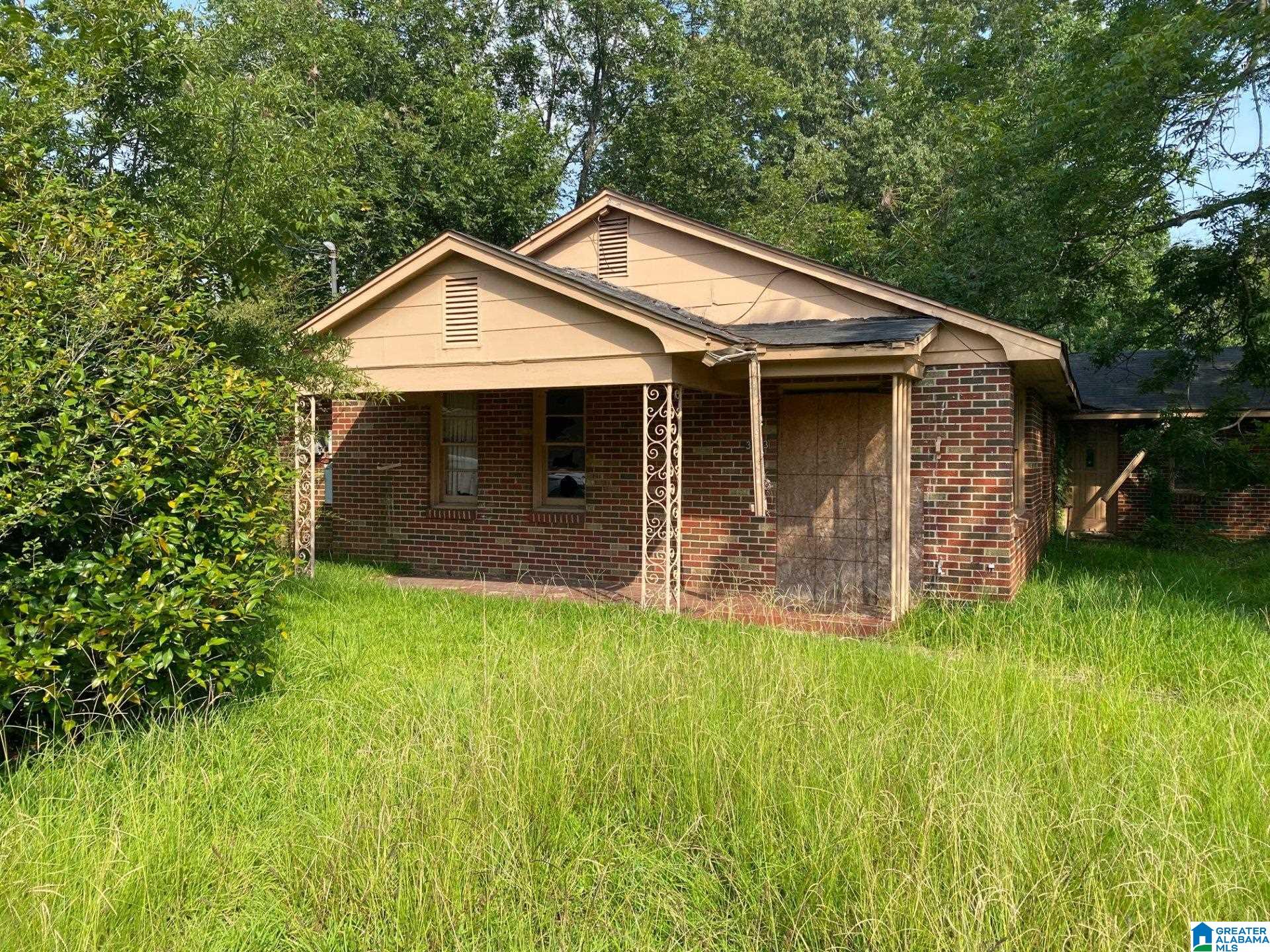 Single family home for sale at 3303 Boone St, MONTGOMERY, AL 36108 | MLS# 21464066
