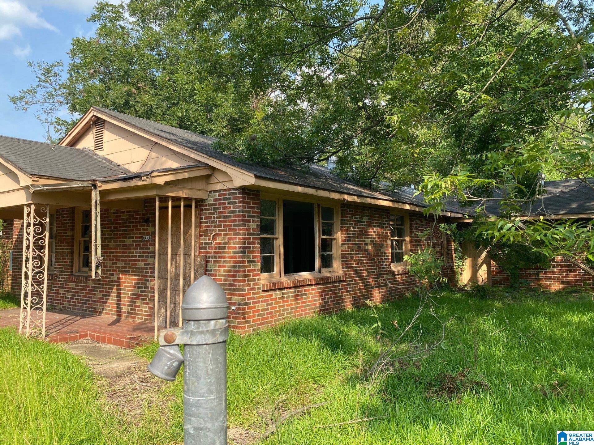 Photo 2 of Single family home for sale at 3303 Boone St, Montgomery, AL 36108 | MLS# 21464066 | Listing updated on 2026-09-09