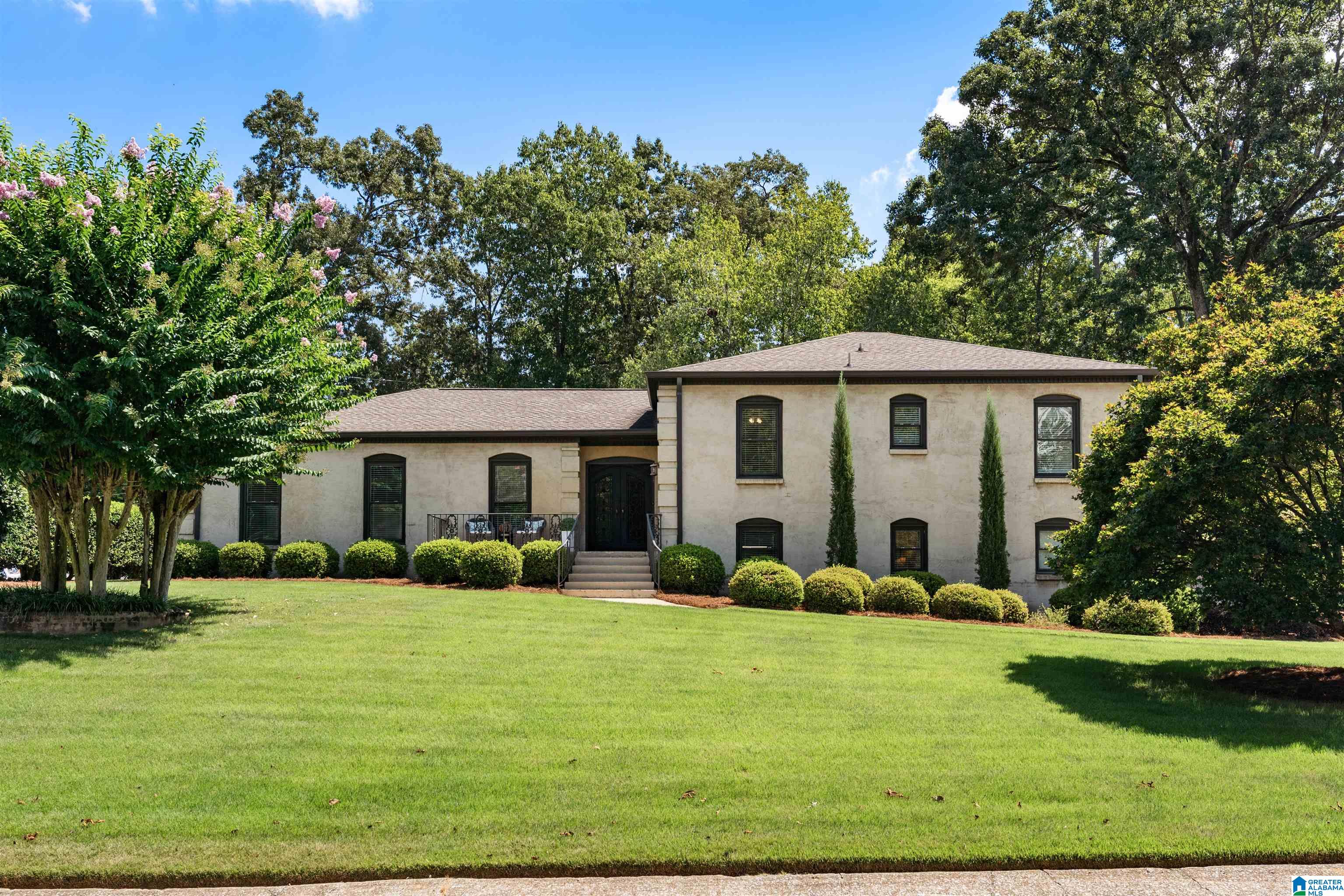 Photo 1 of Sale Pending at 3321 Winchester Rd, Hoover, AL 35226 | MLS# 21464083 | Listing updated on 2026-09-13